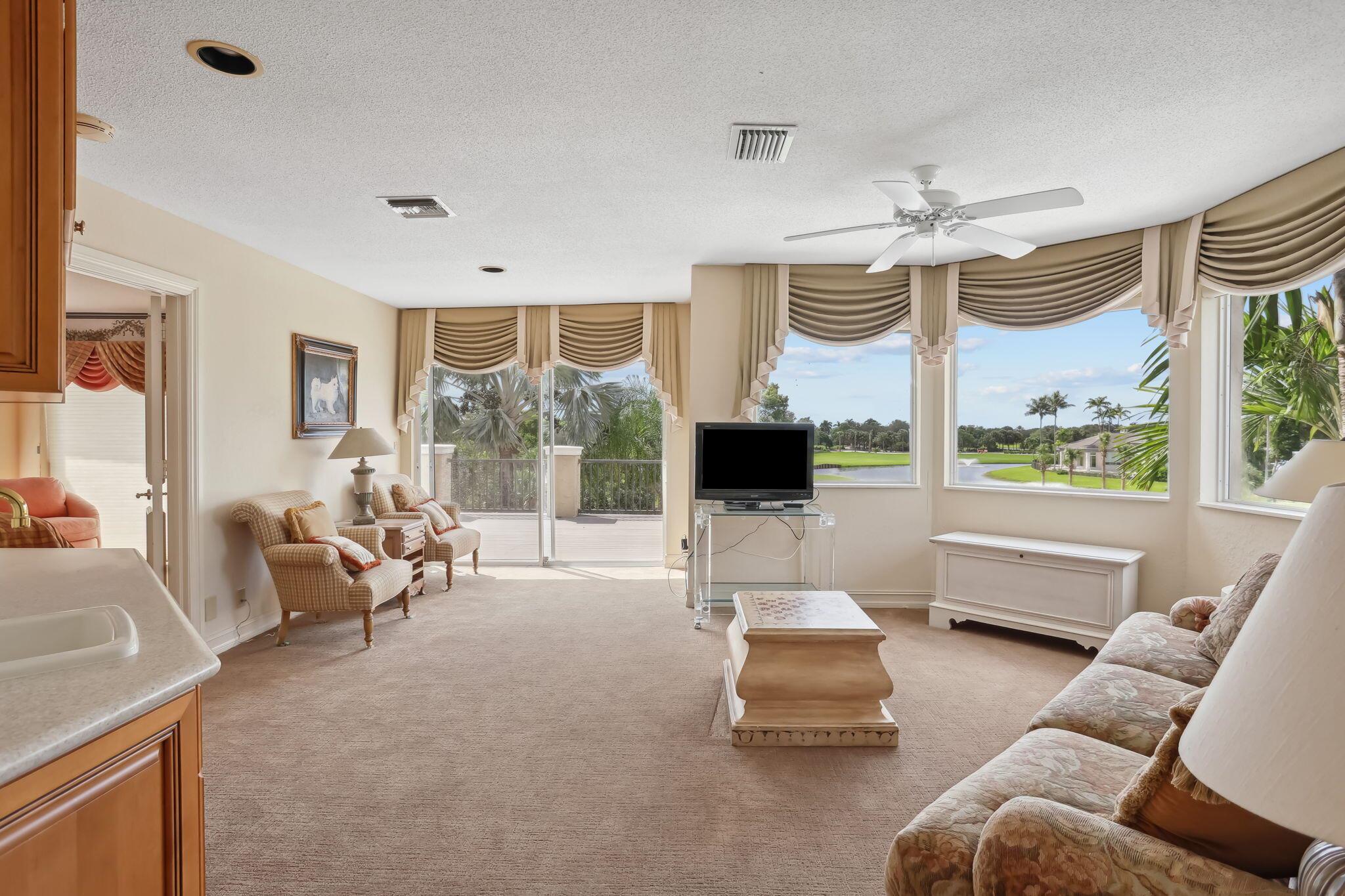 ADDISON RESERVE PARS 4 & 5 - Residential