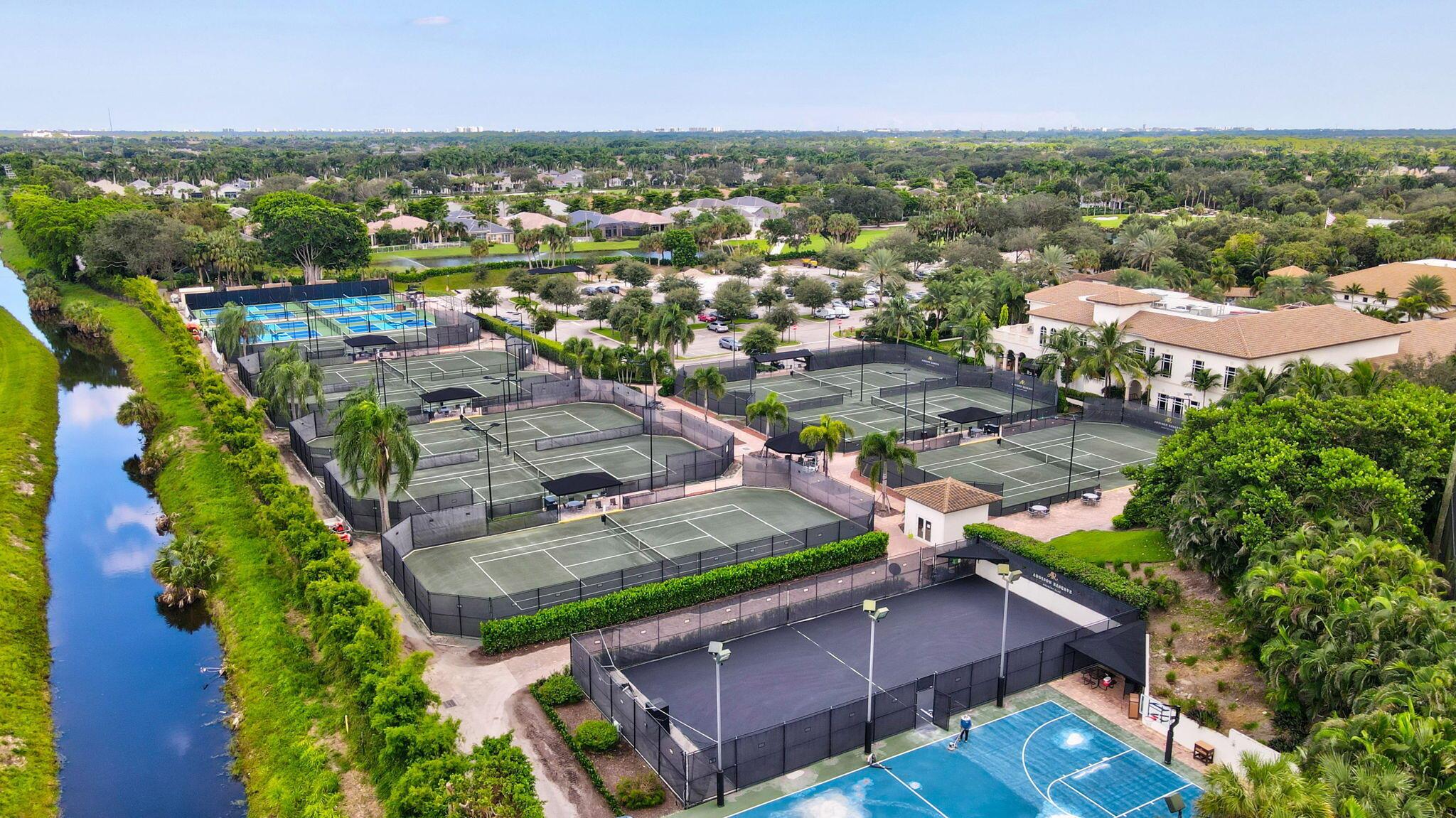 ADDISON RESERVE PARS 4 & 5 - Residential