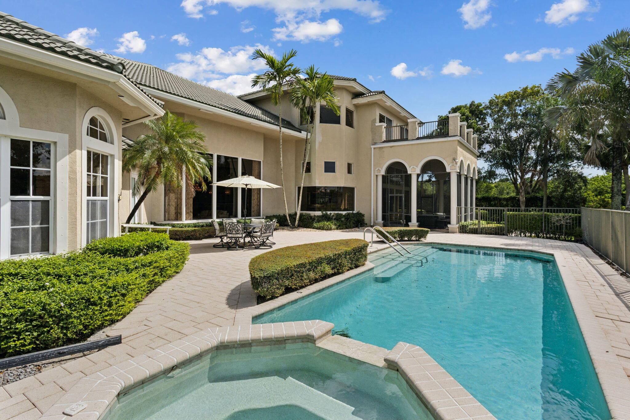 ADDISON RESERVE PARS 4 & 5 - Residential