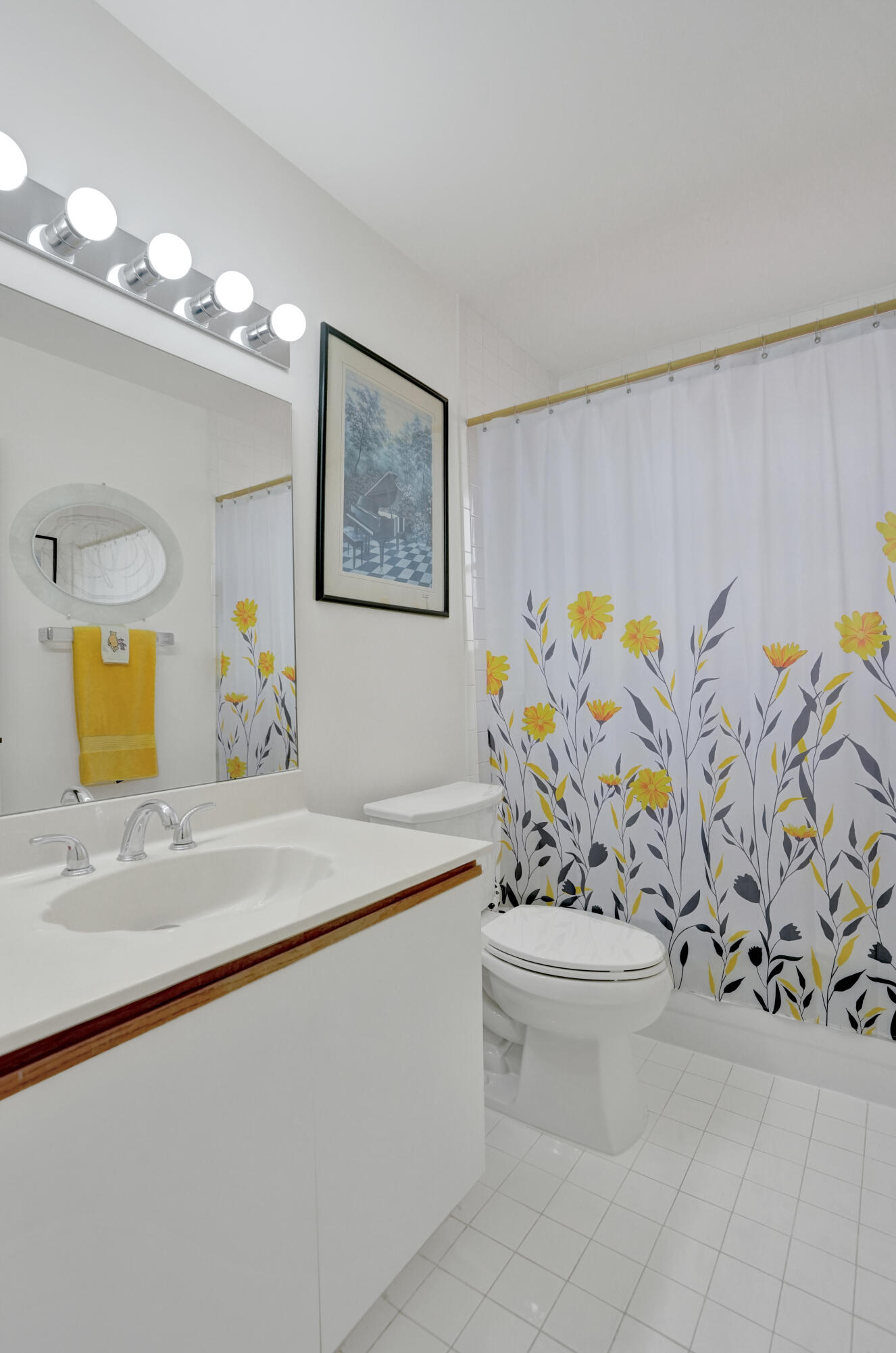 HAWKES BLUFF - Residential