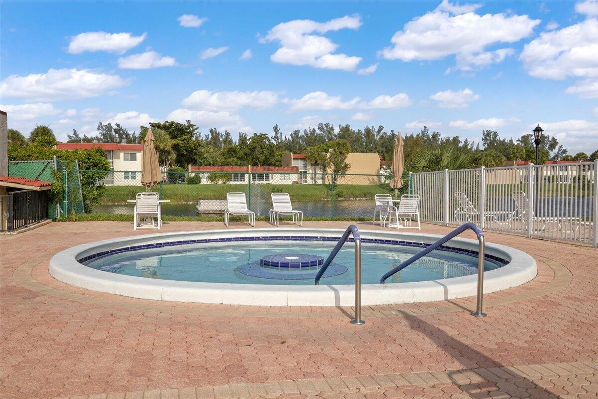 GOLDEN LAKES VILLAGE CONDO 1 THRU 13-A - Residential Lease
