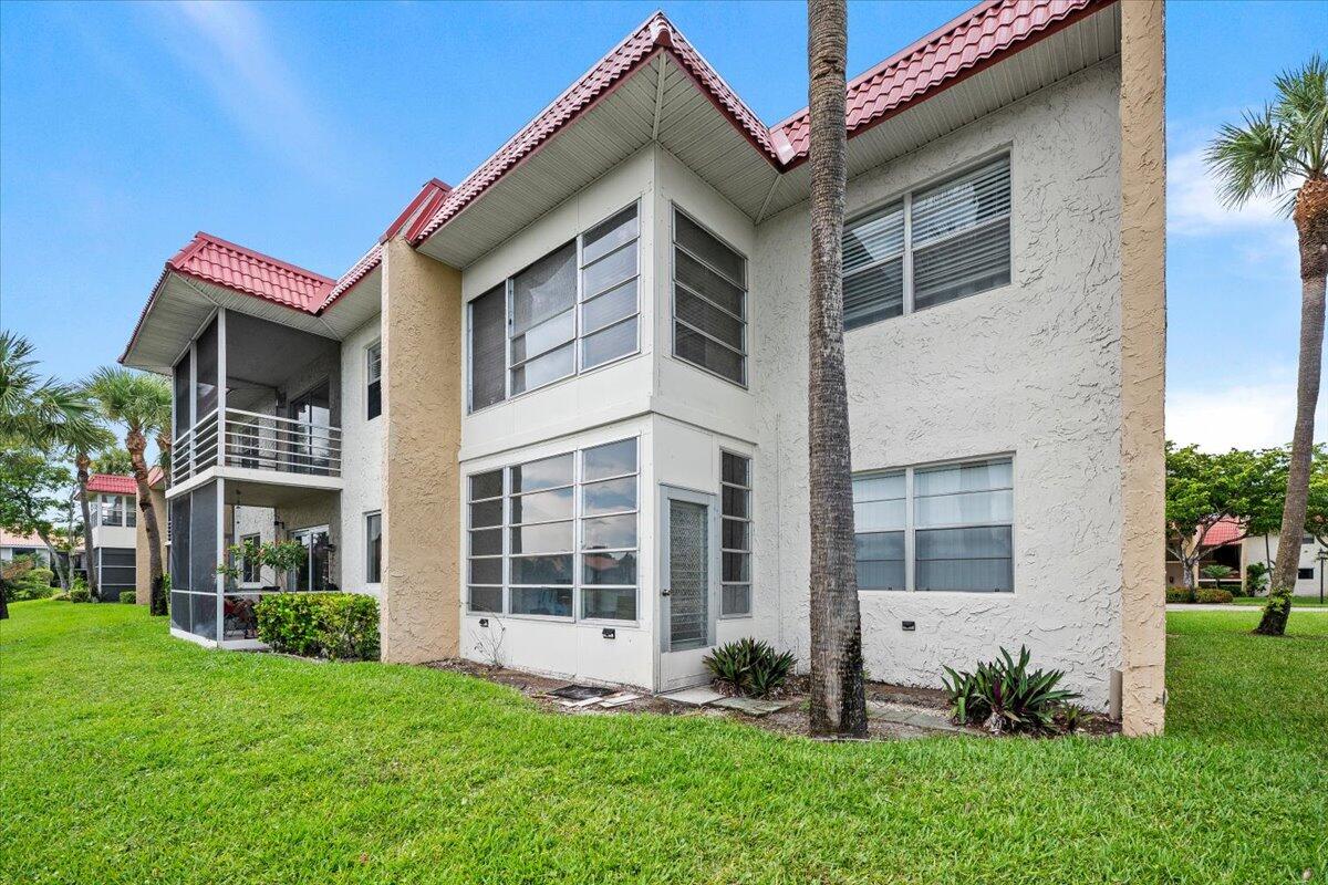 GOLDEN LAKES VILLAGE CONDO 1 THRU 13-A - Residential Lease