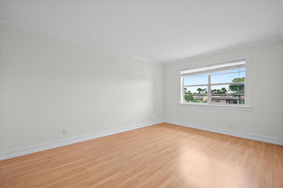 GOLDEN LAKES VILLAGE CONDO 1 THRU 13-A - Residential Lease