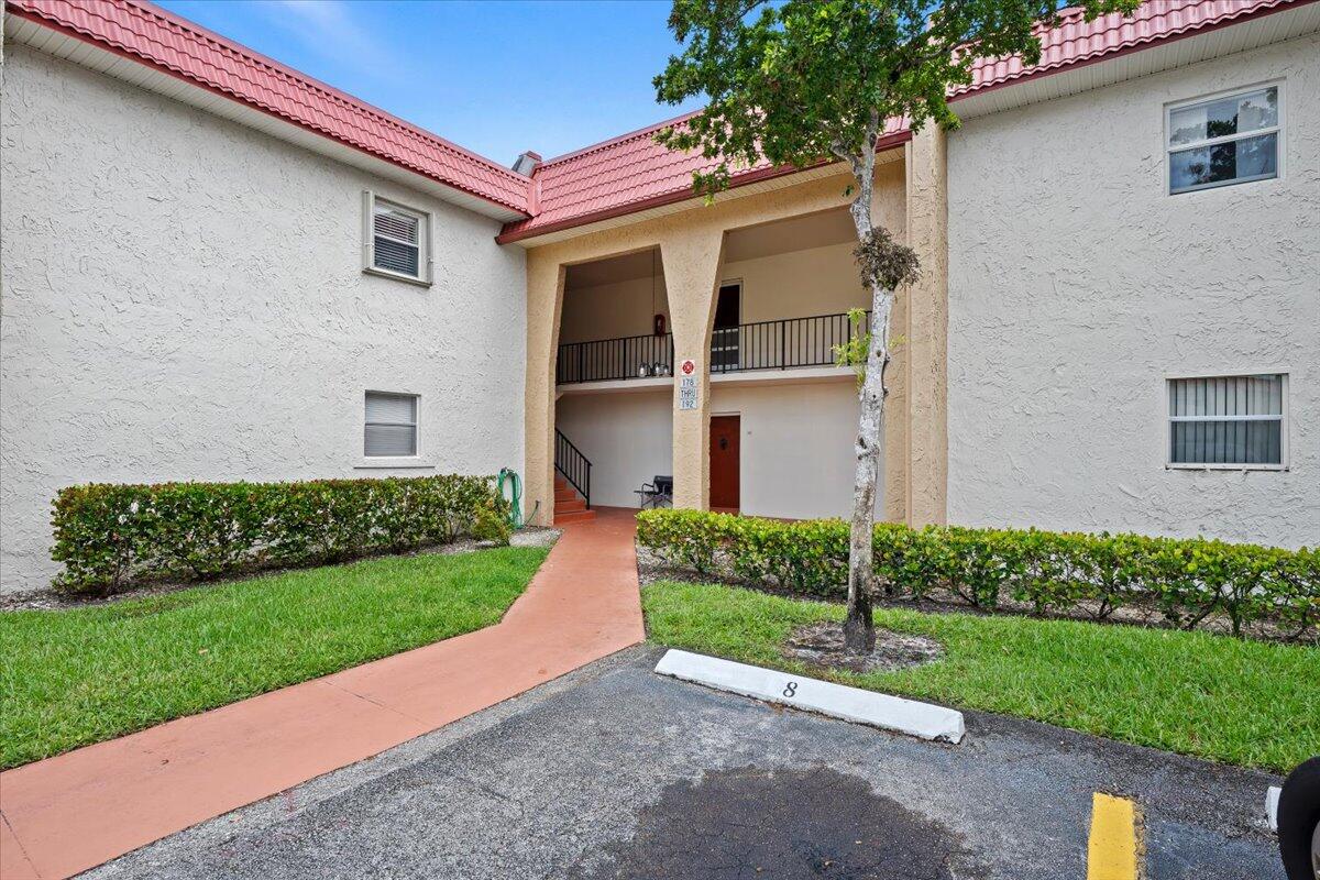 GOLDEN LAKES VILLAGE CONDO 1 THRU 13-A - Residential Lease