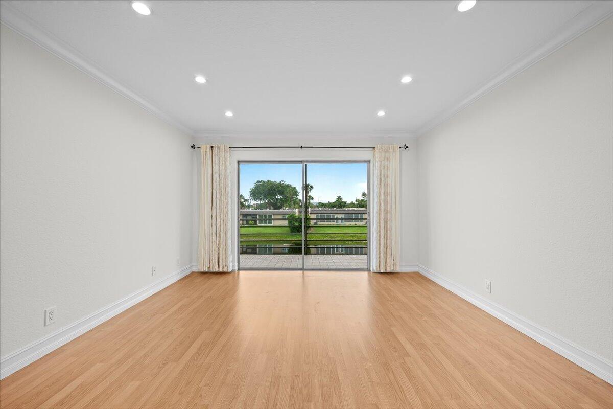 GOLDEN LAKES VILLAGE CONDO 1 THRU 13-A - Residential Lease
