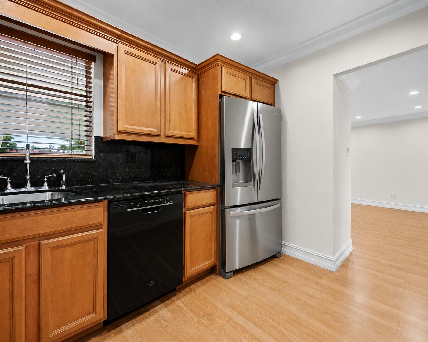 GOLDEN LAKES VILLAGE CONDO 1 THRU 13-A - Residential Lease