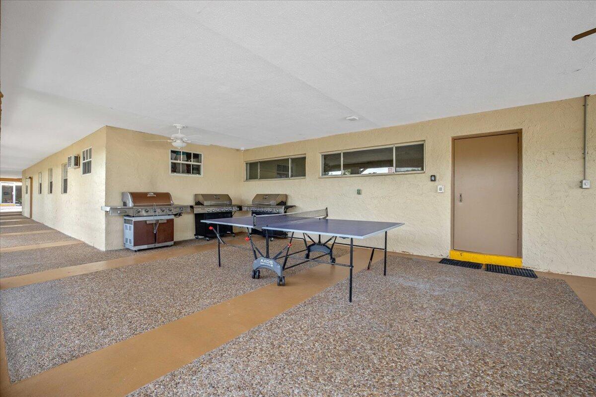 GOLDEN LAKES VILLAGE CONDO 1 THRU 13-A - Residential Lease