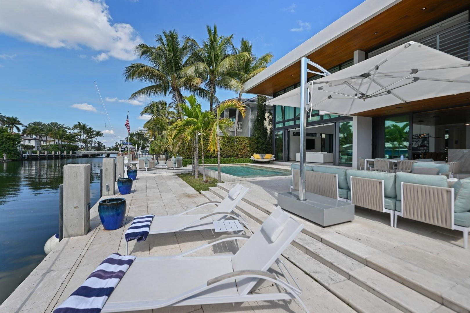 Riviera 6-17 B - Residential