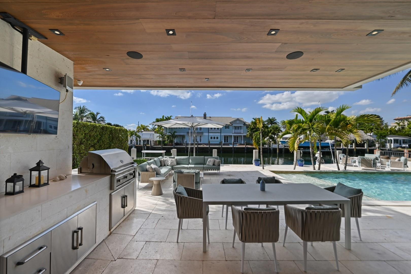 Riviera 6-17 B - Residential