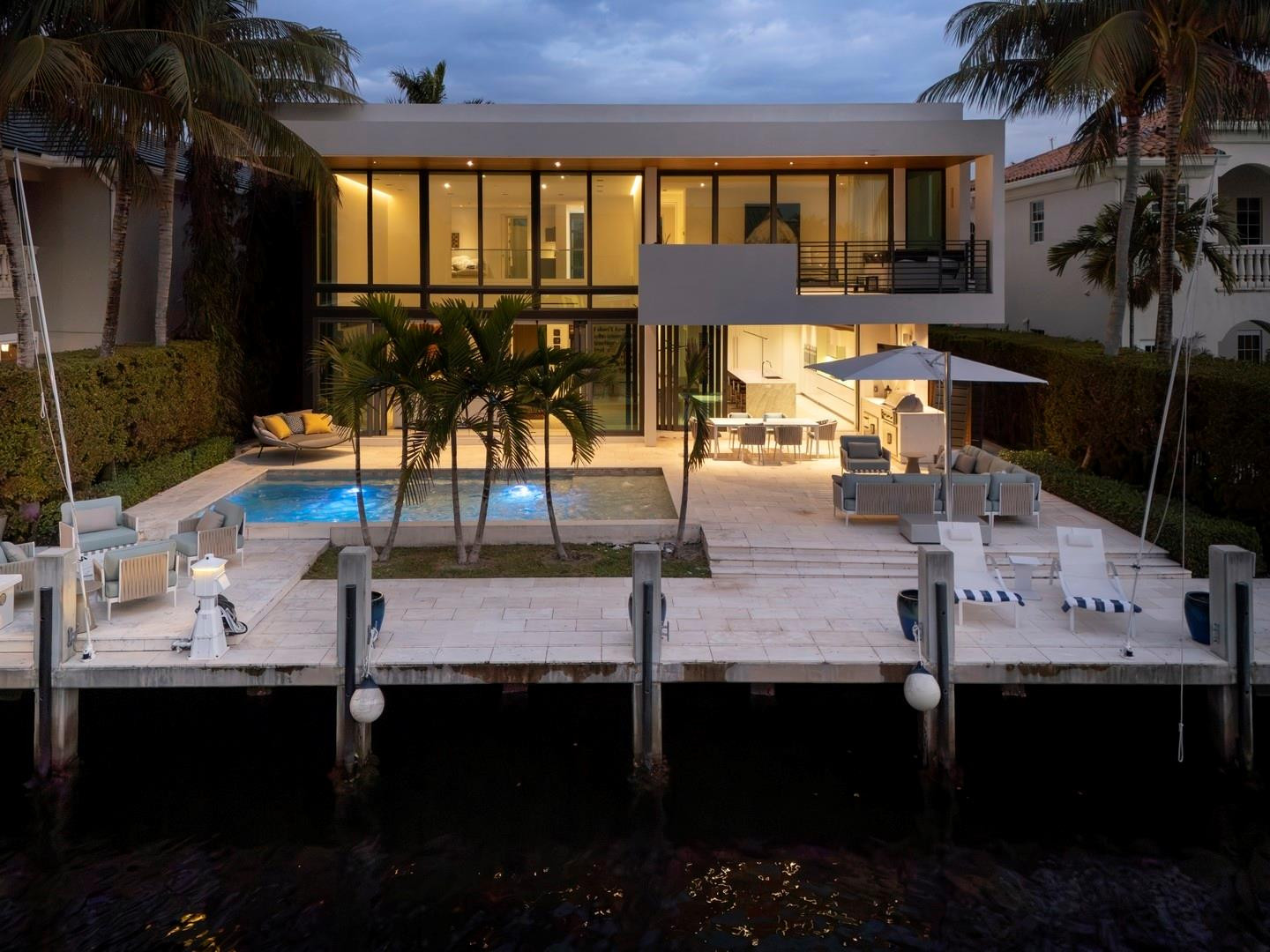 Riviera 6-17 B - Residential