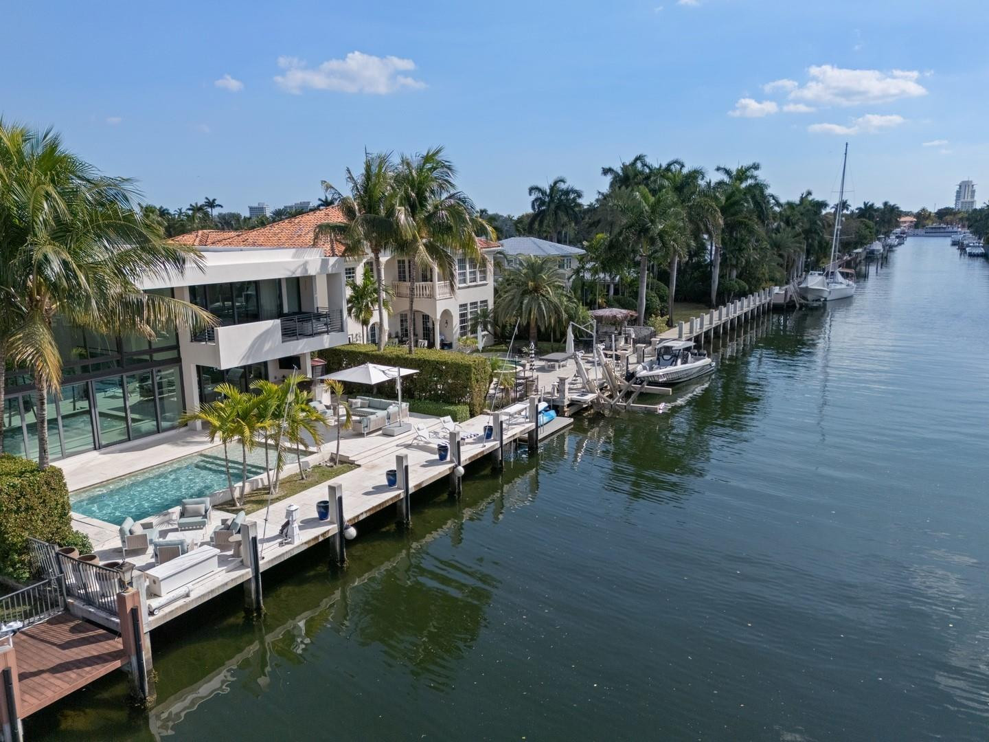 Riviera 6-17 B - Residential