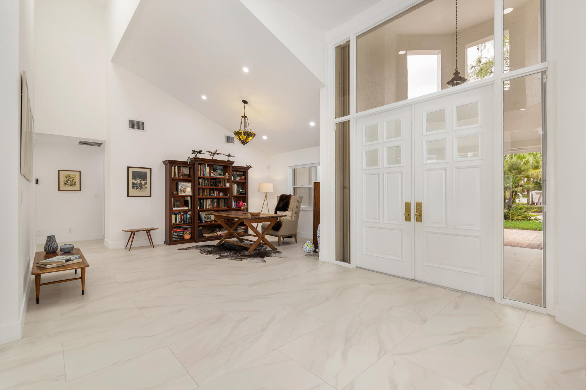 BREAKERS WEST 14 - Residential