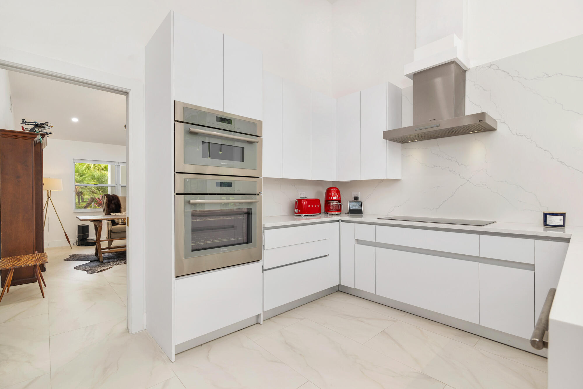 BREAKERS WEST 14 - Residential