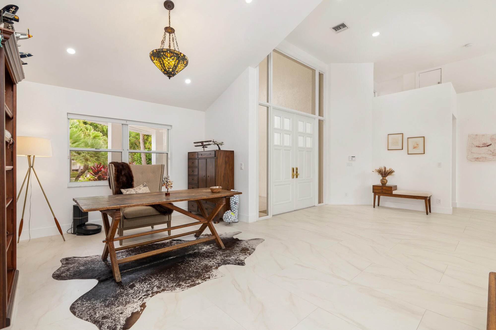 BREAKERS WEST 14 - Residential