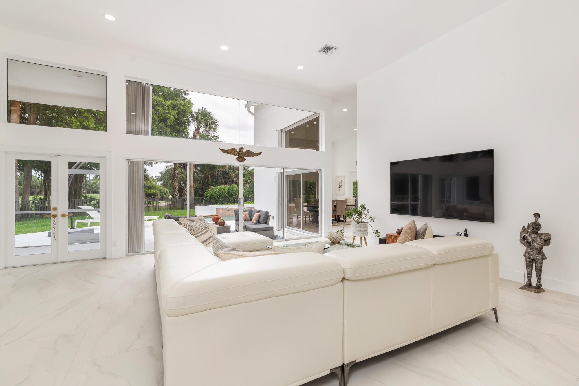 BREAKERS WEST 14 - Residential
