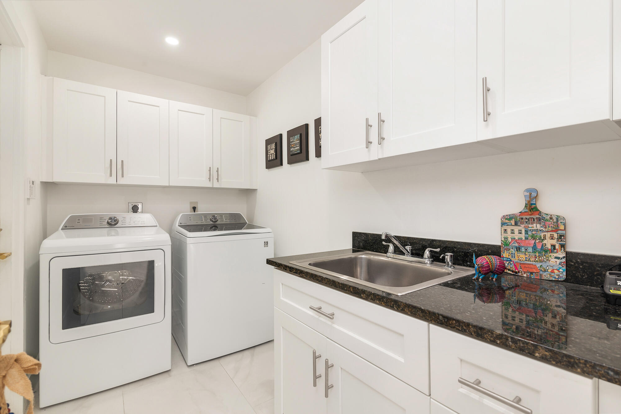 BREAKERS WEST 14 - Residential