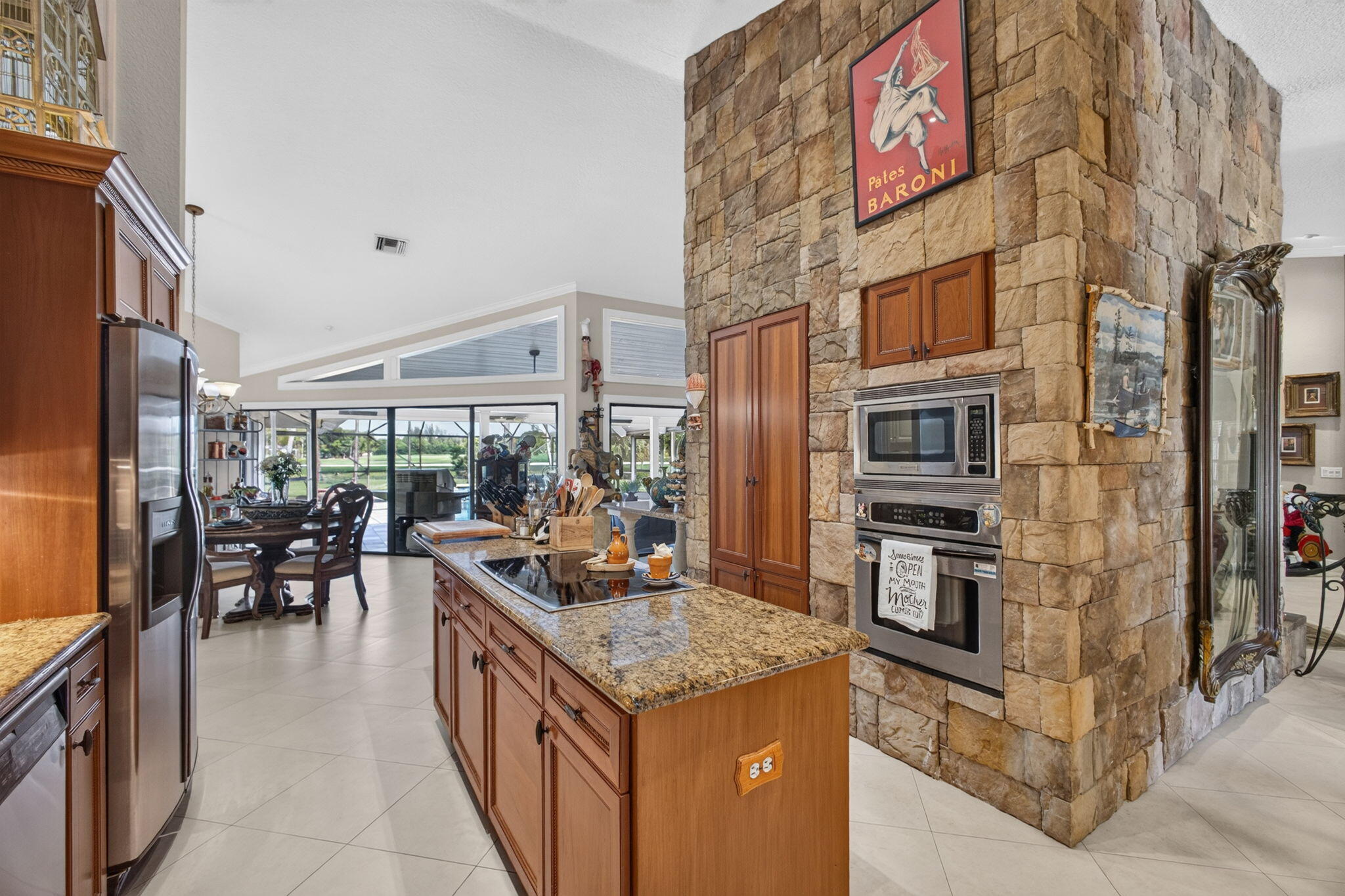 STONEWAL ESTATES - Residential