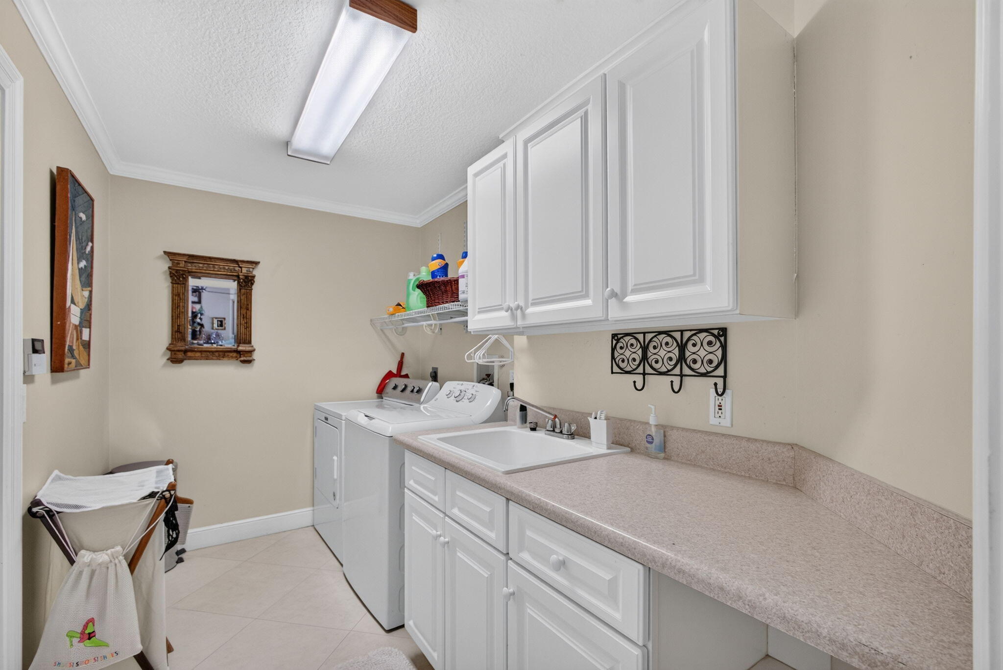 STONEWAL ESTATES - Residential