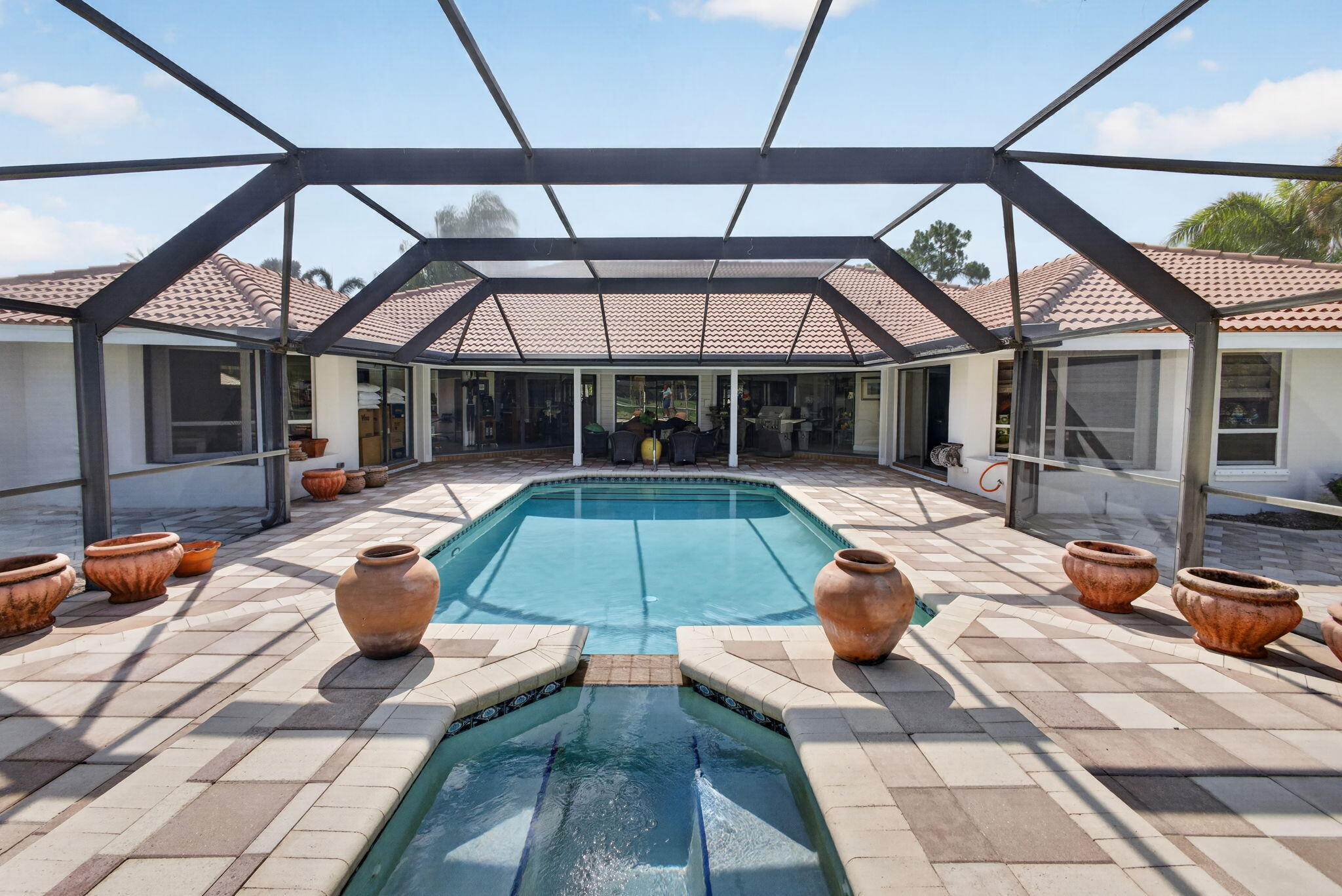 STONEWAL ESTATES - Residential