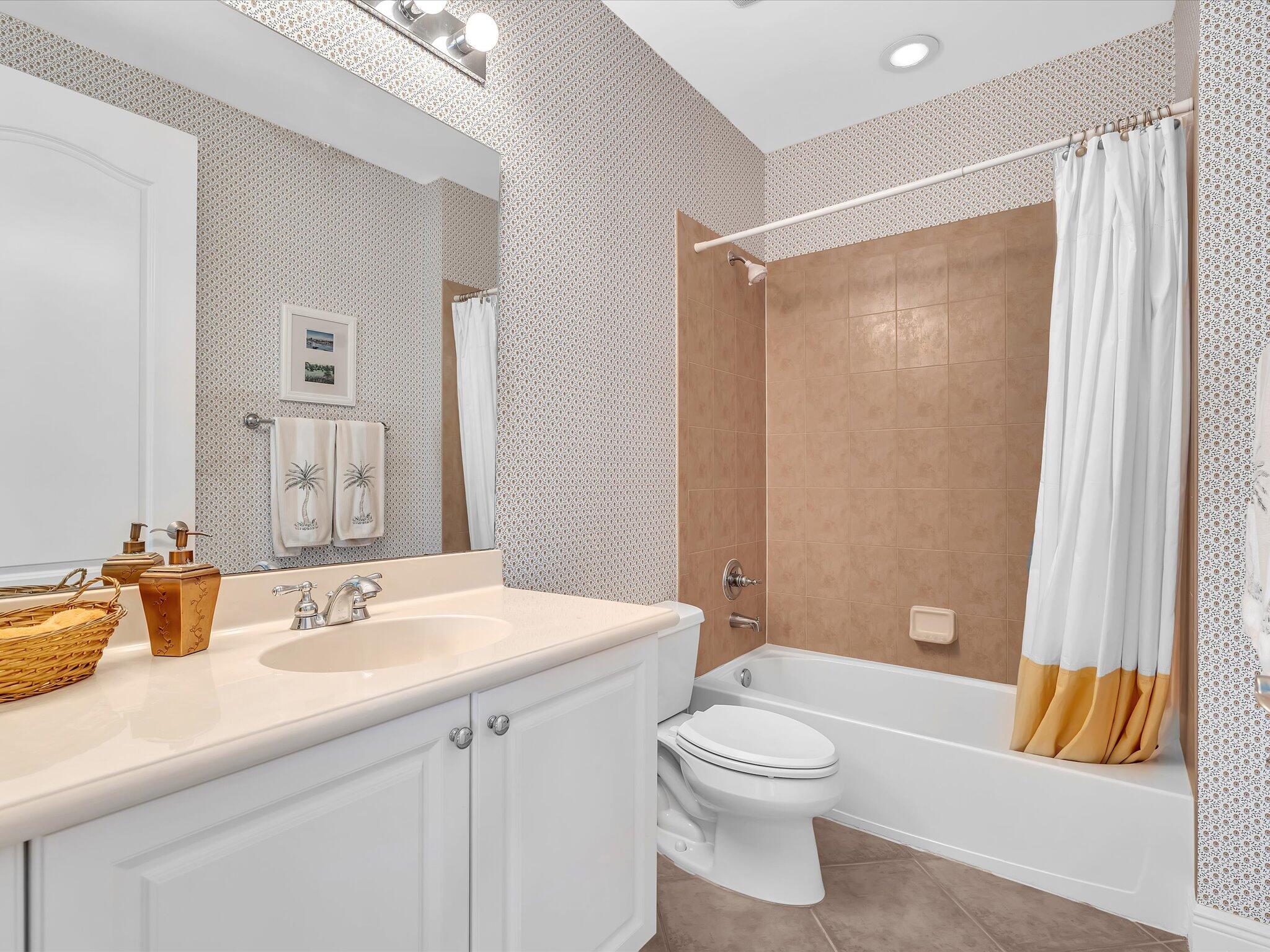 TRIESTE AT BOCA - Residential