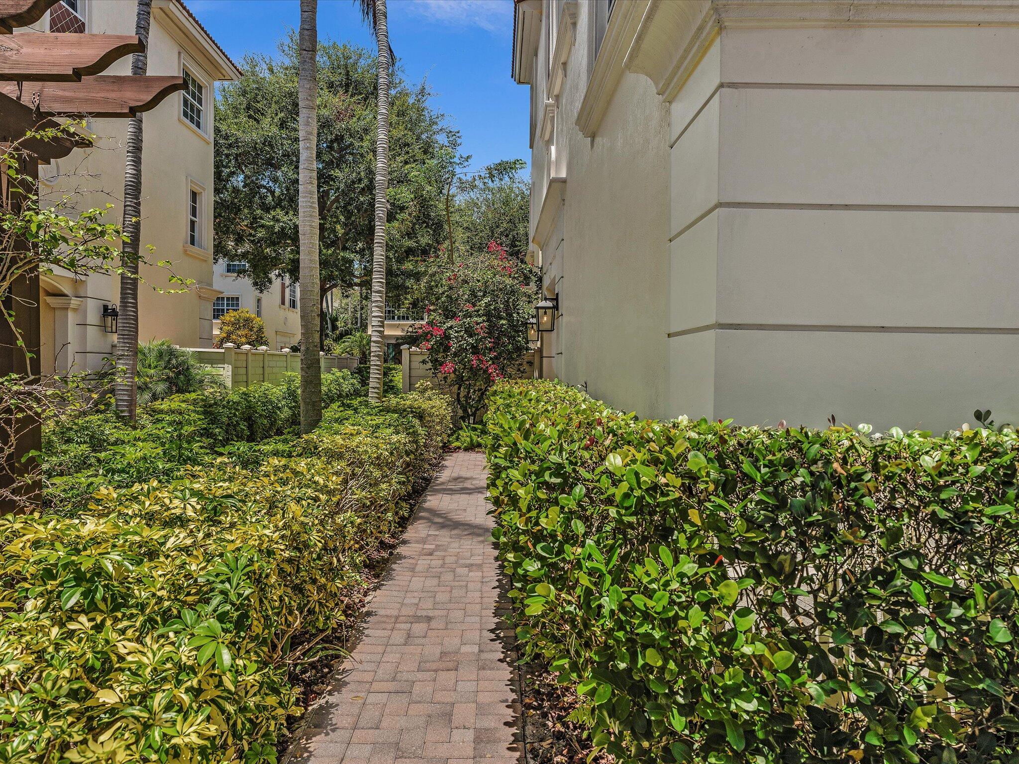 TRIESTE AT BOCA - Residential