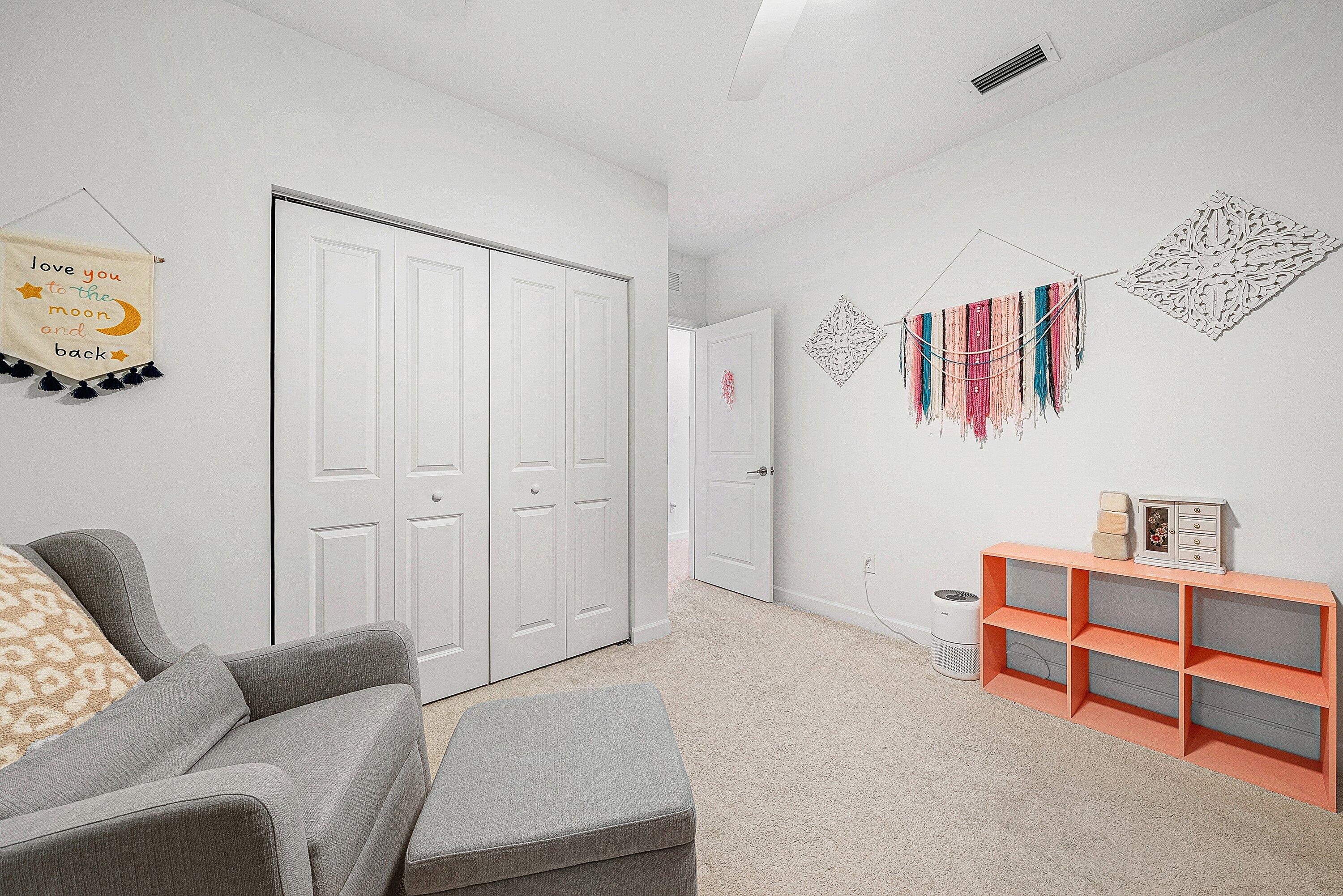 BANYAN COURT - Residential