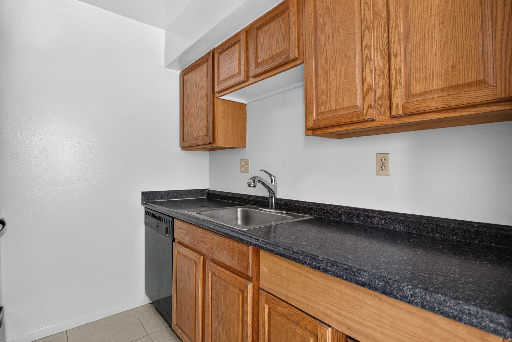 MELODIE ESTATES - Residential Lease