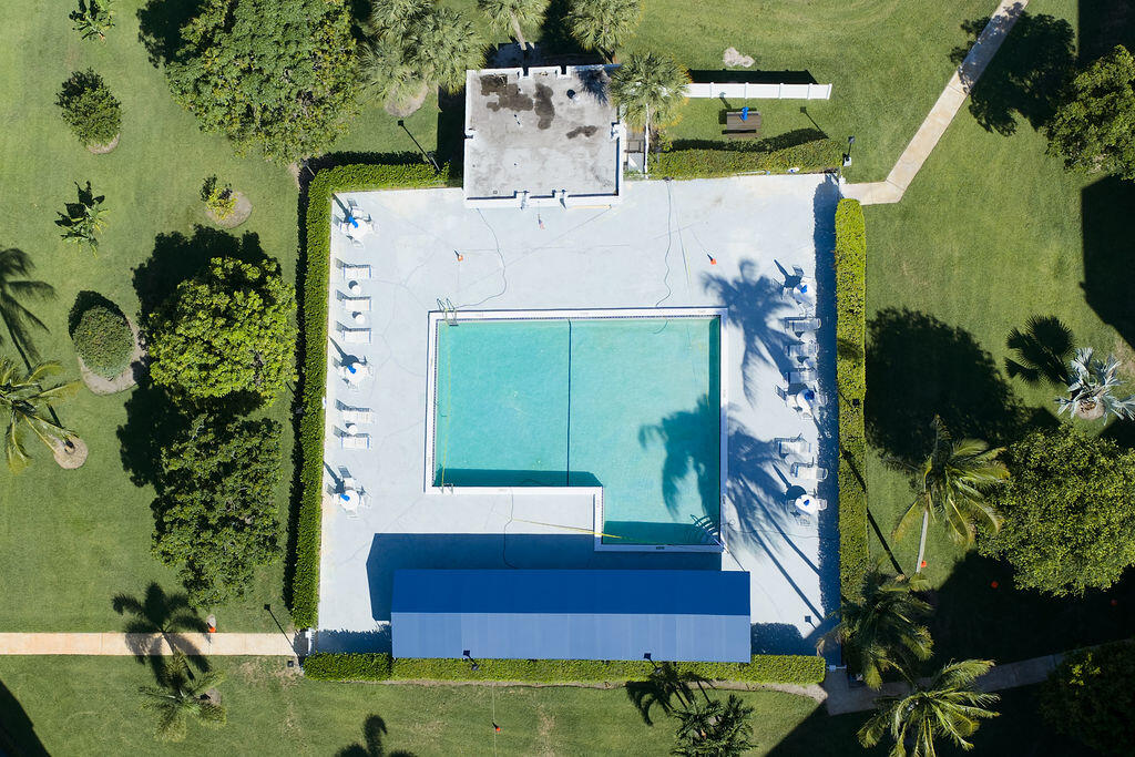 BOCA TEECA CONDO 9 - Residential