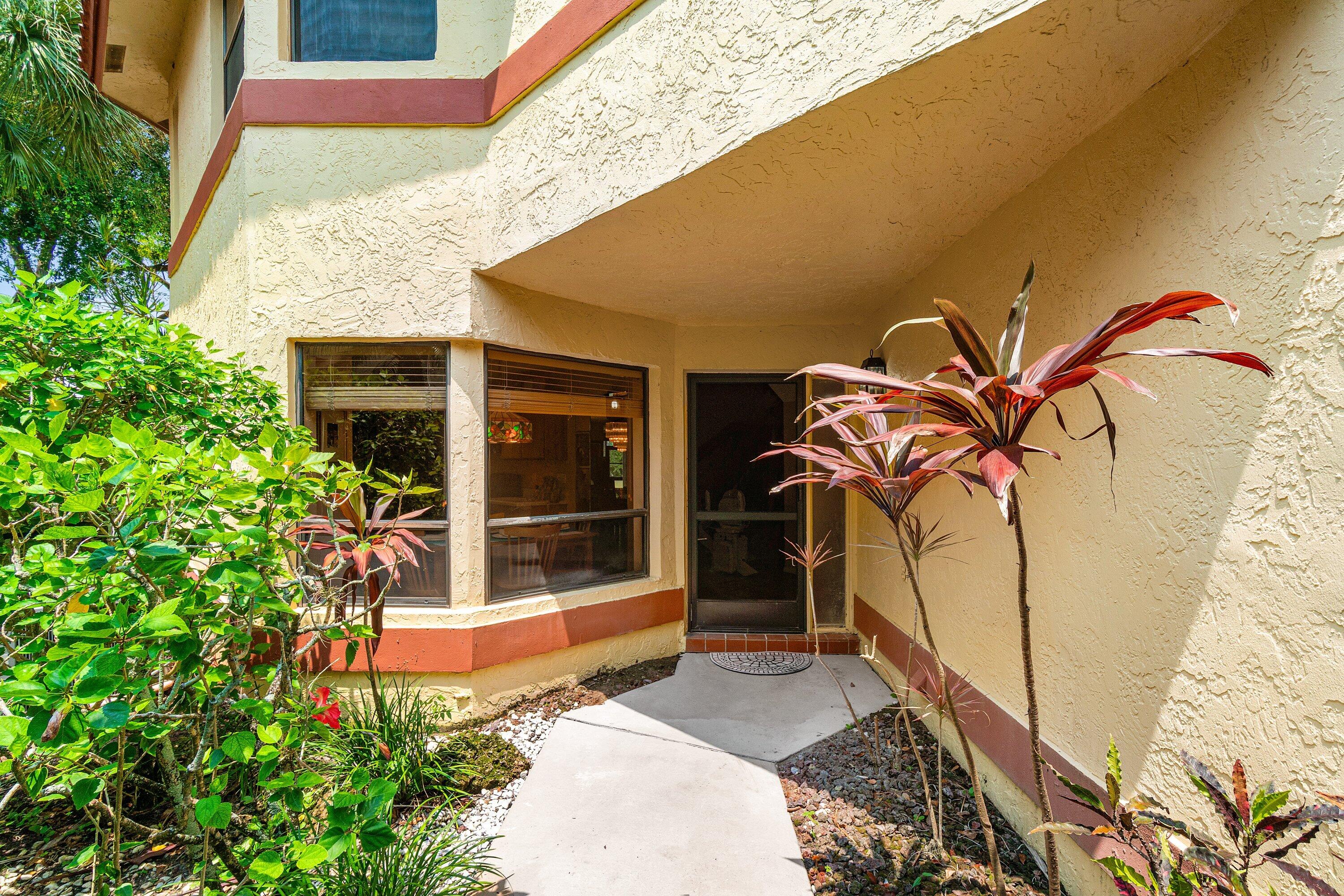 TOWNHOMES OF BOCA DELRAY CONDO - Residential