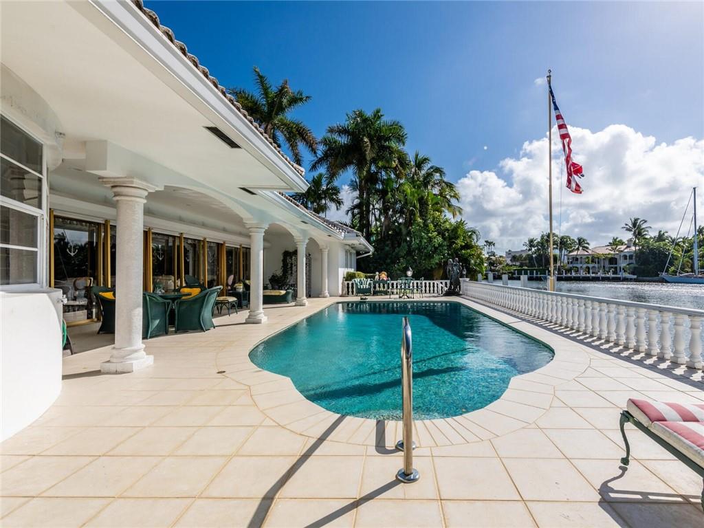 Del Lago Isle 42-2 B - Residential