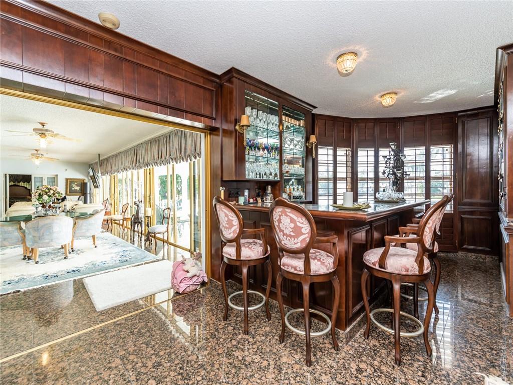 Del Lago Isle 42-2 B - Residential