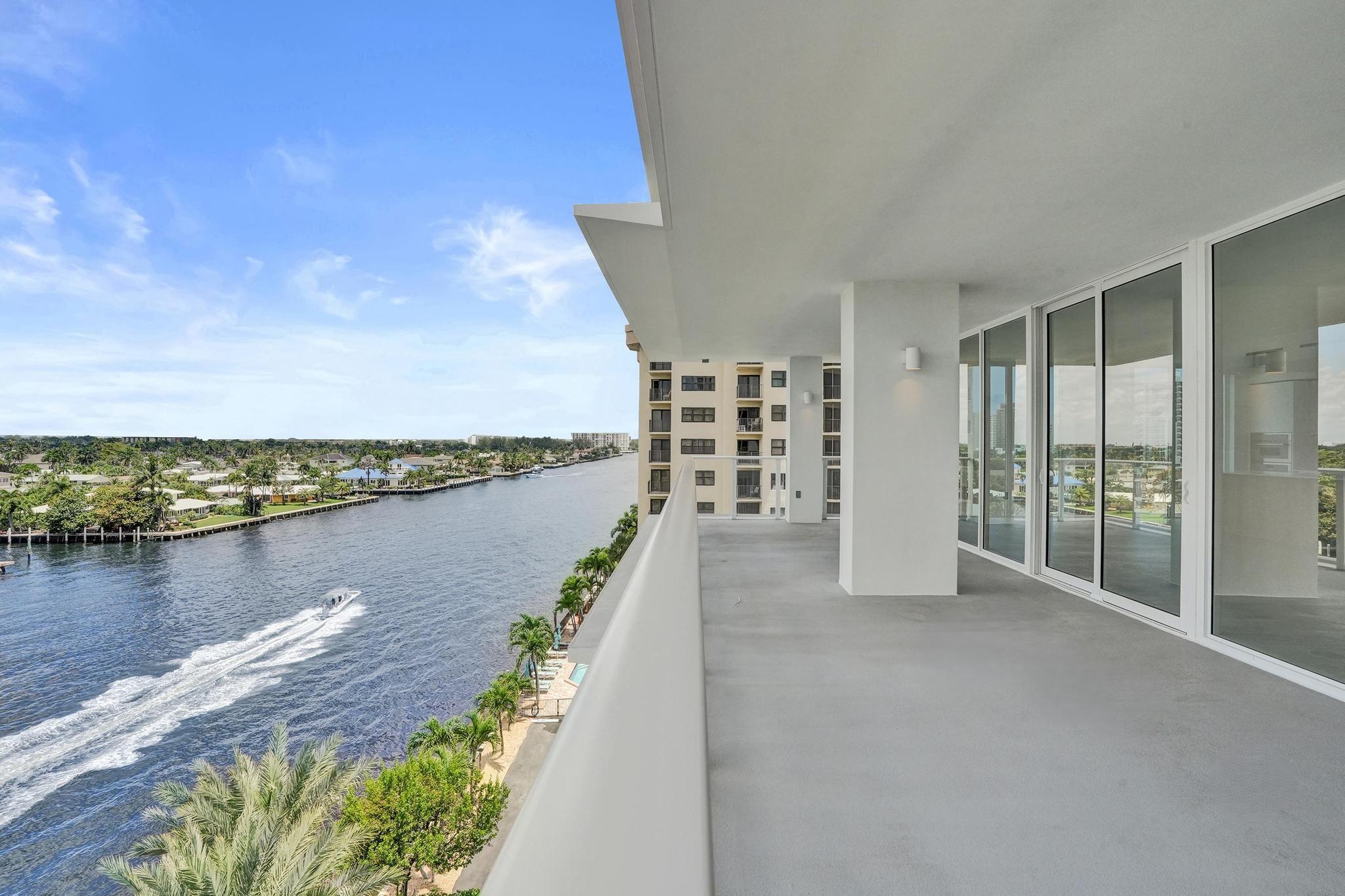 Entourage in the Sun - Residential