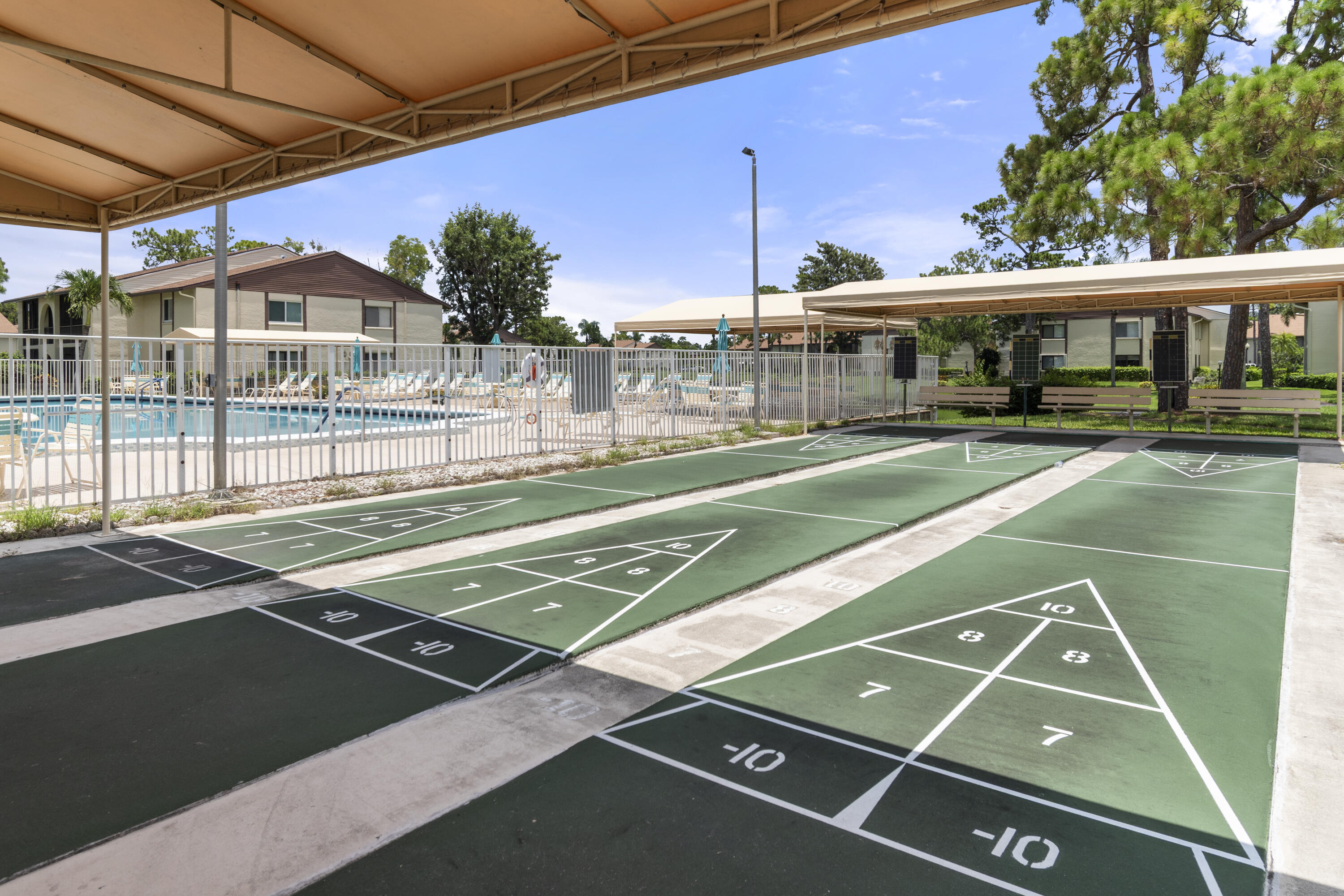 PINE RIDGE SOUTH - Residential