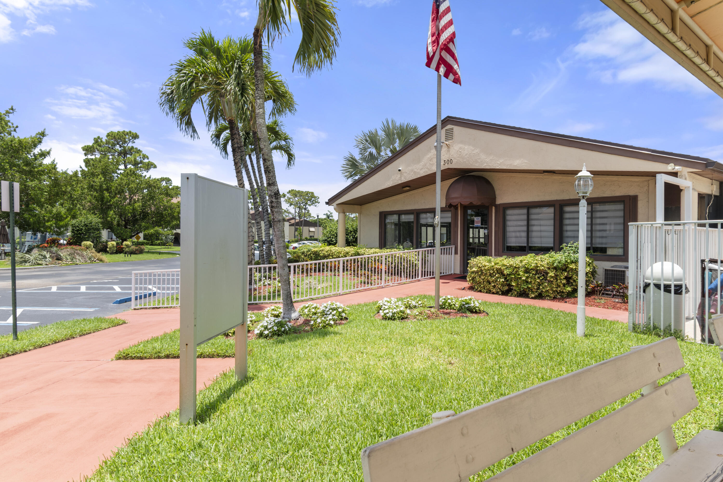 PINE RIDGE SOUTH - Residential