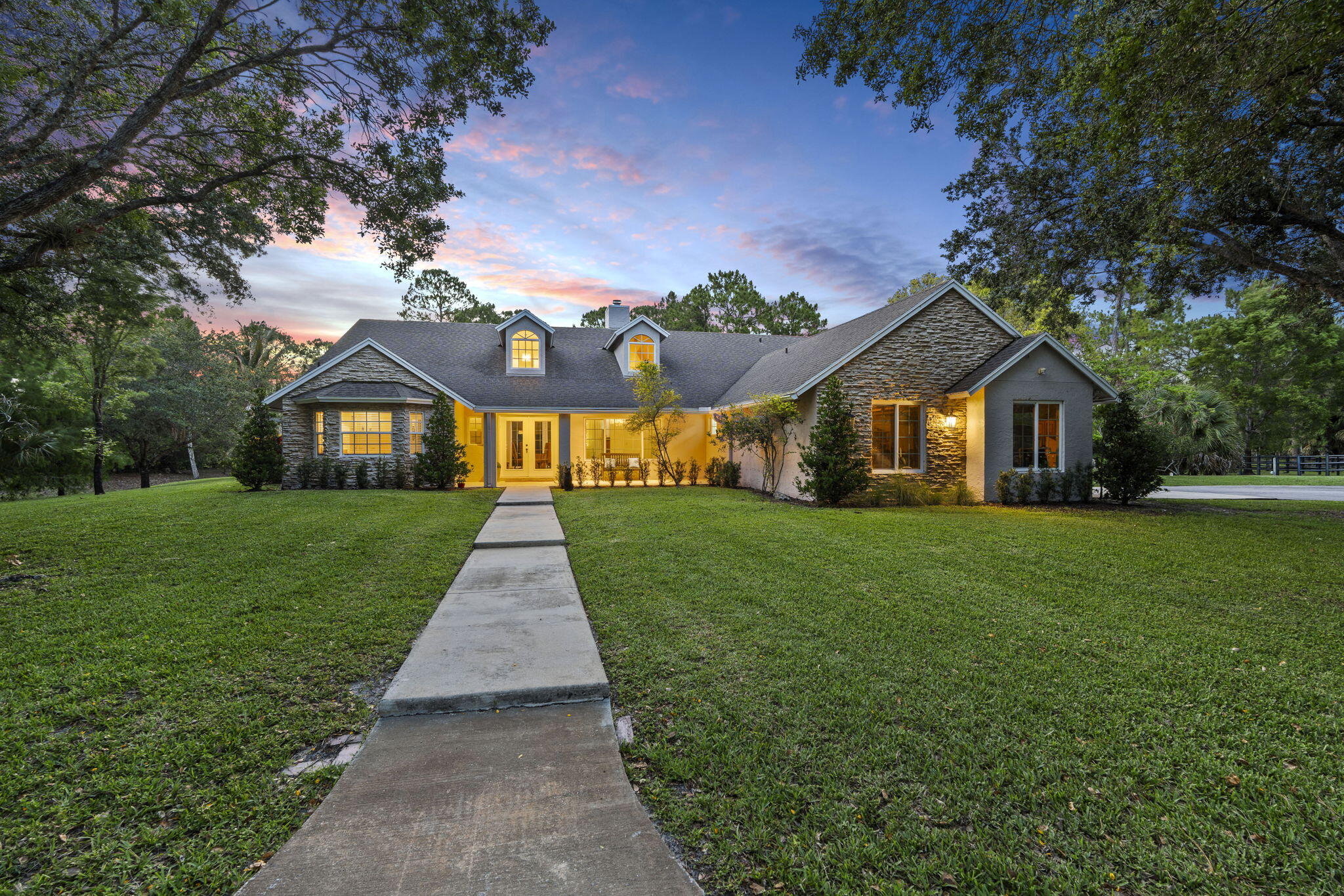 FOX TRAIL - Residential