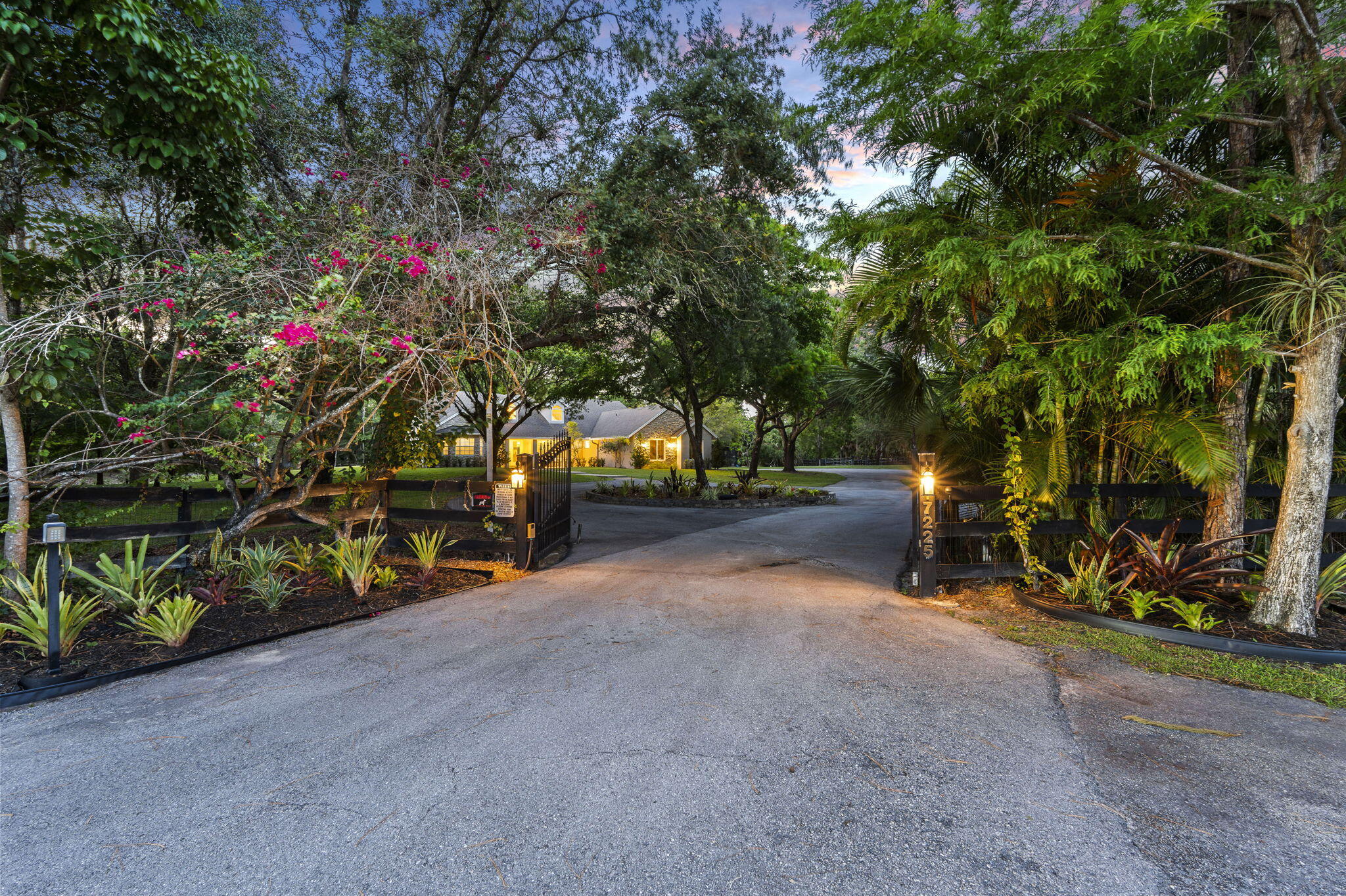 FOX TRAIL - Residential