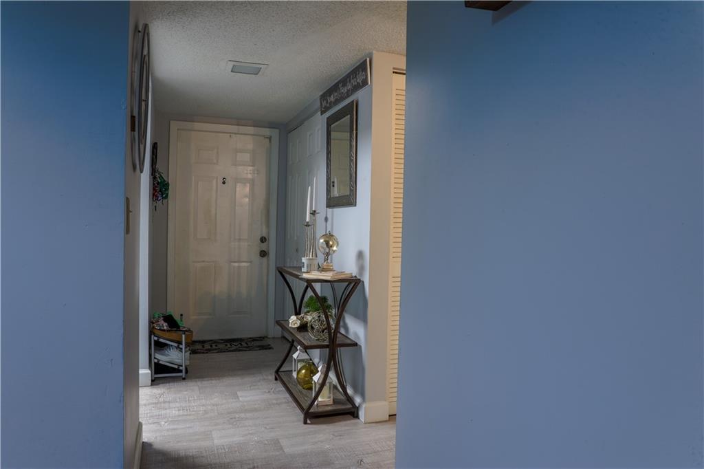 ROYALE GARDENS CONDO - Residential
