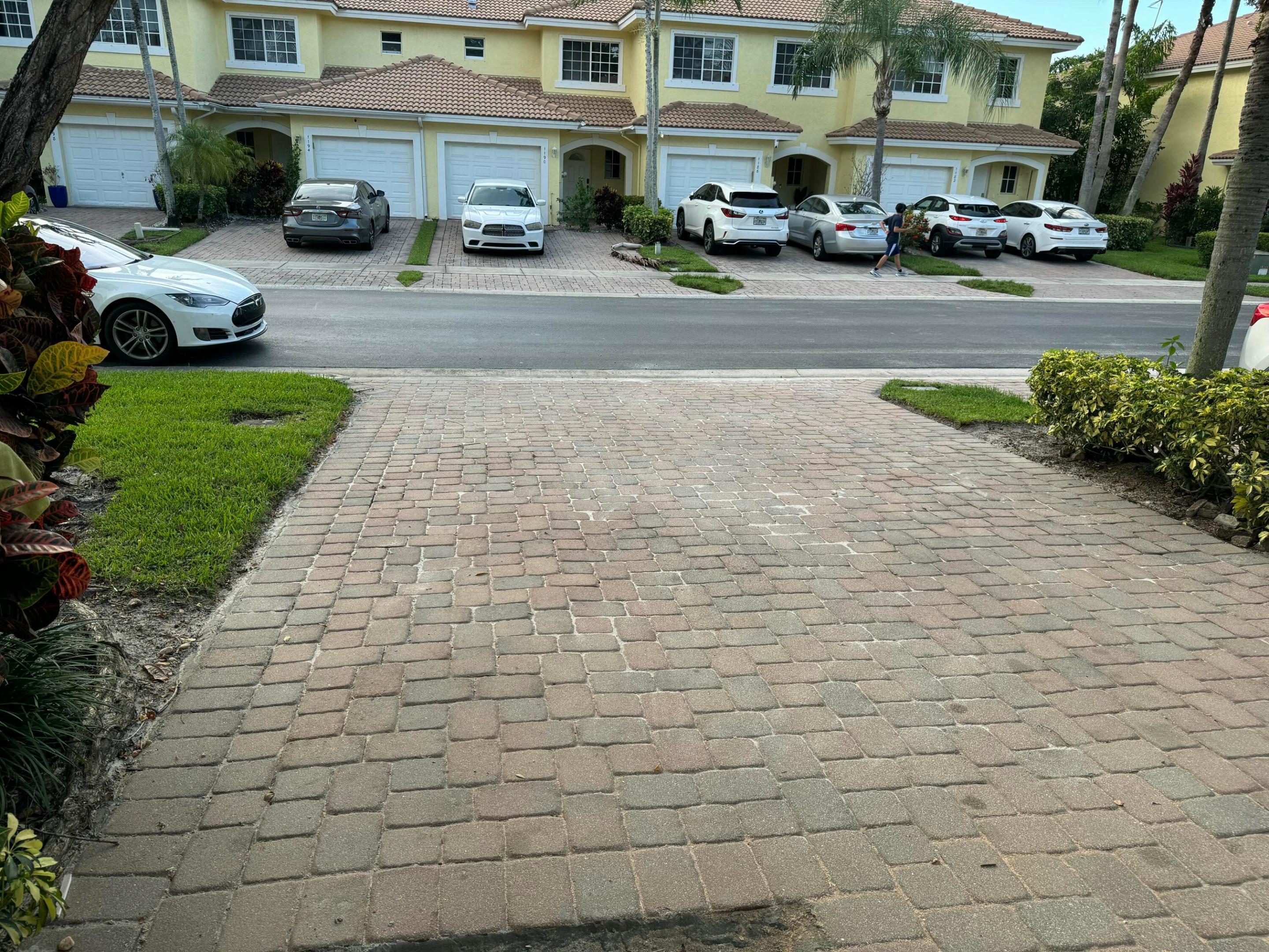 WATERWAYS TAHERI - Residential Lease