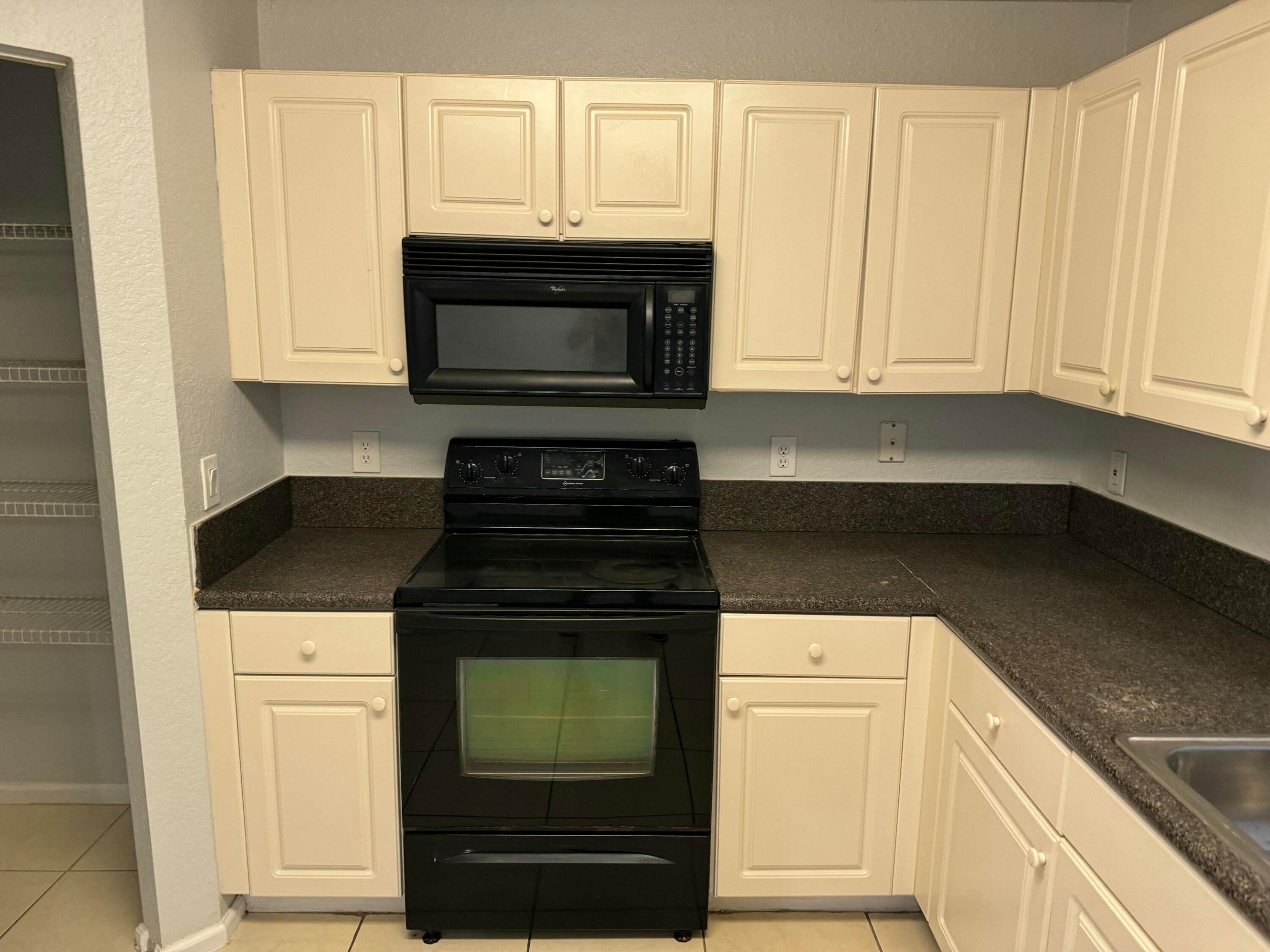 WATERWAYS TAHERI - Residential Lease