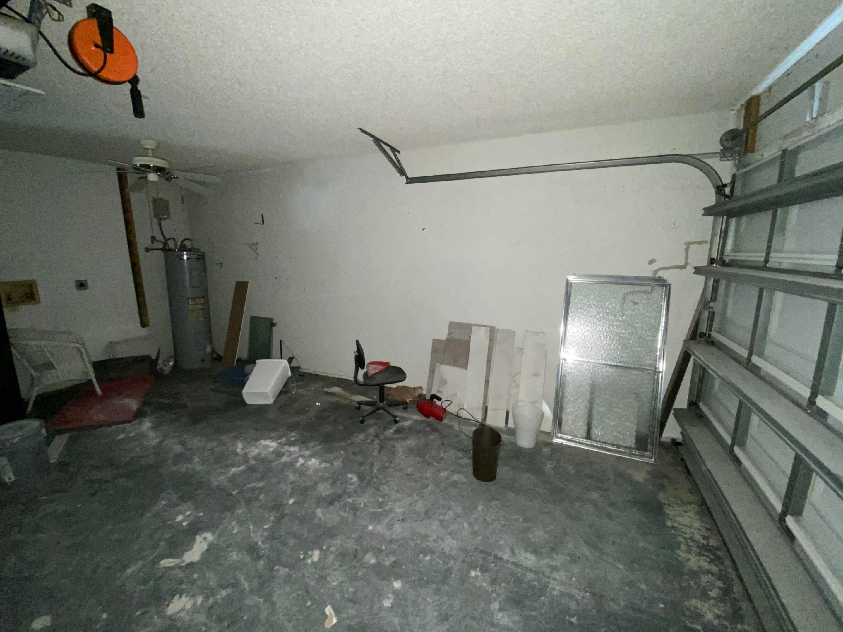 LAKES OF TARA UNIT 2 - Residential
