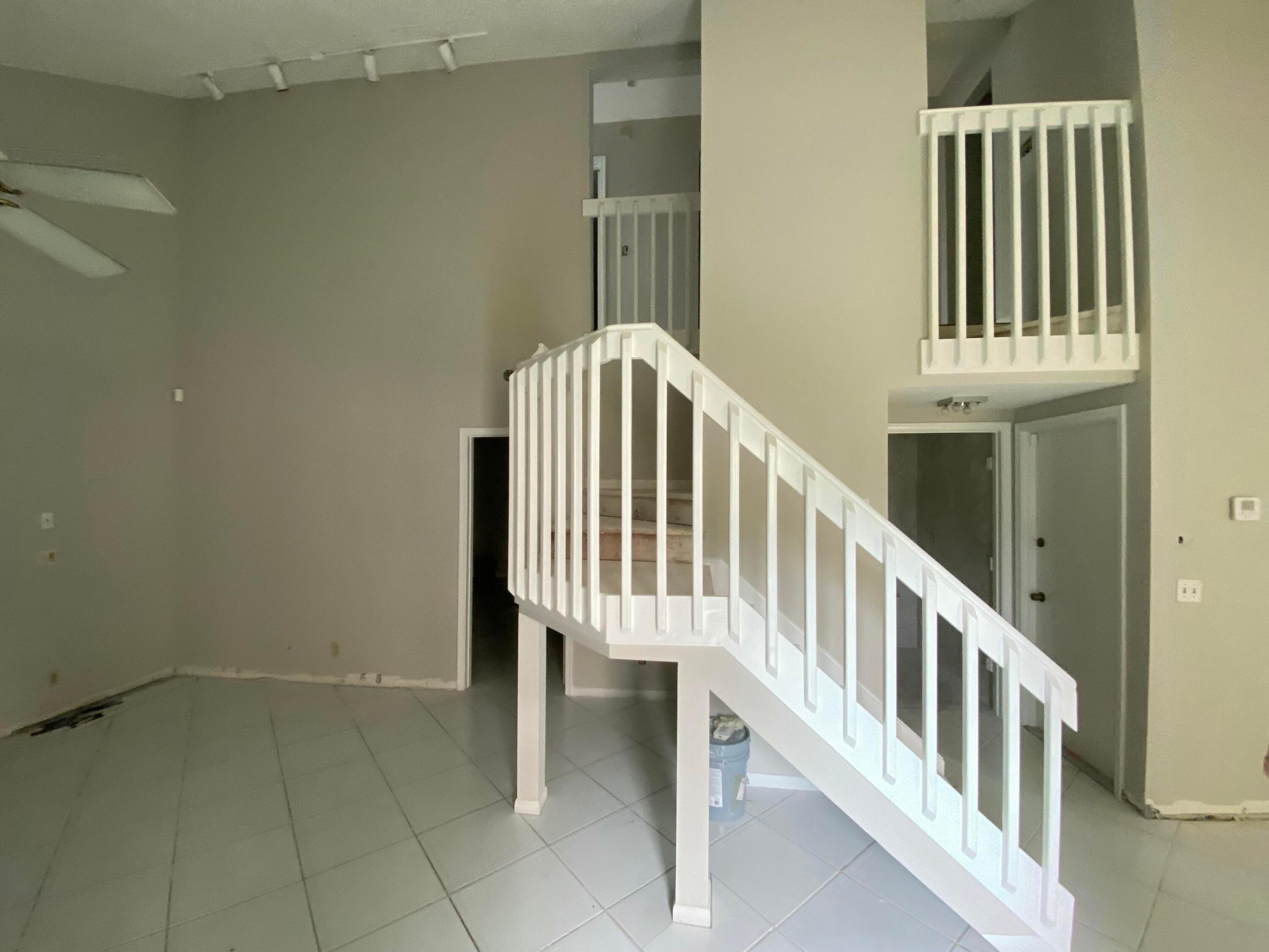 LAKES OF TARA UNIT 2 - Residential