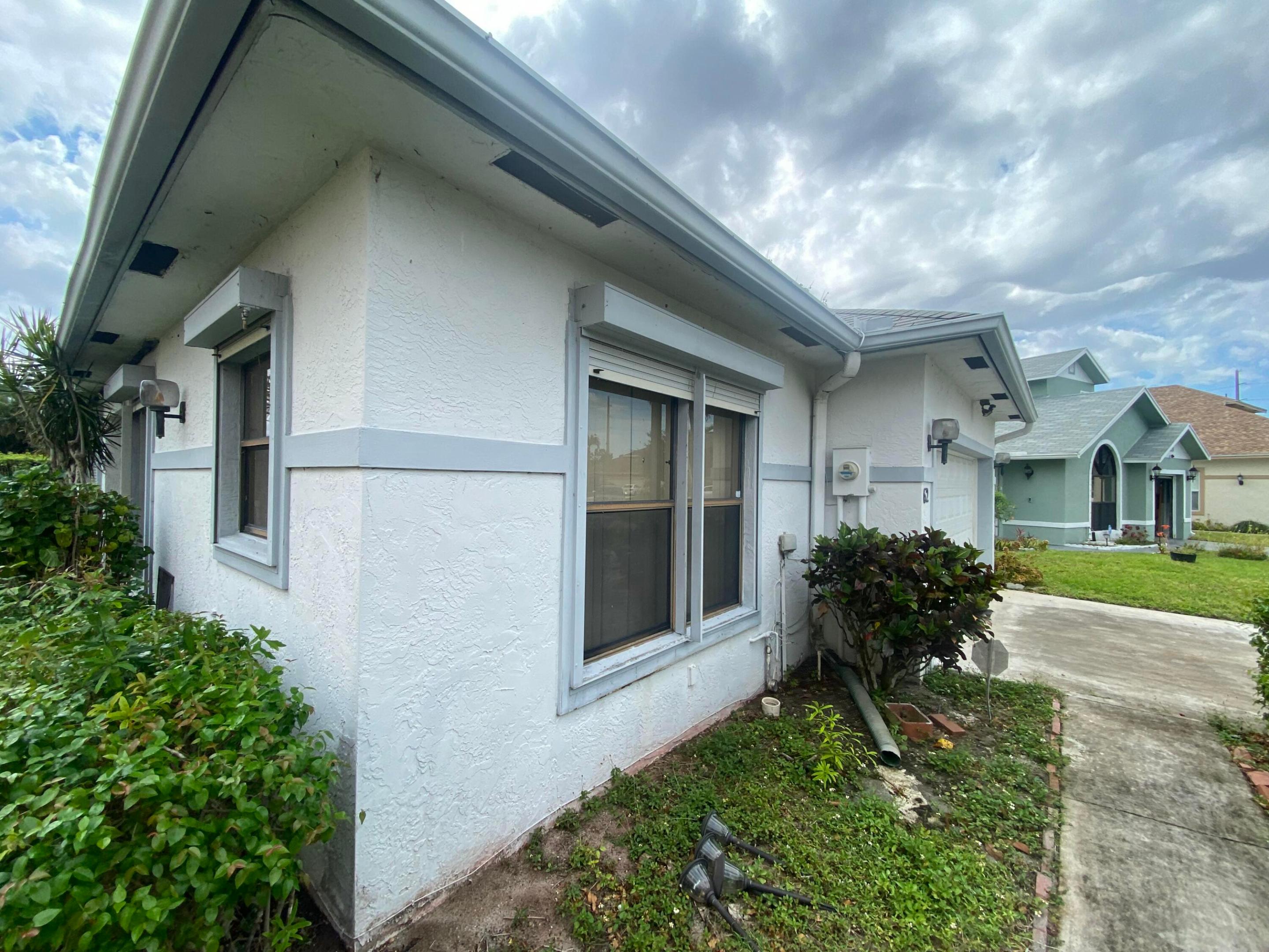 LAKES OF TARA UNIT 2 - Residential