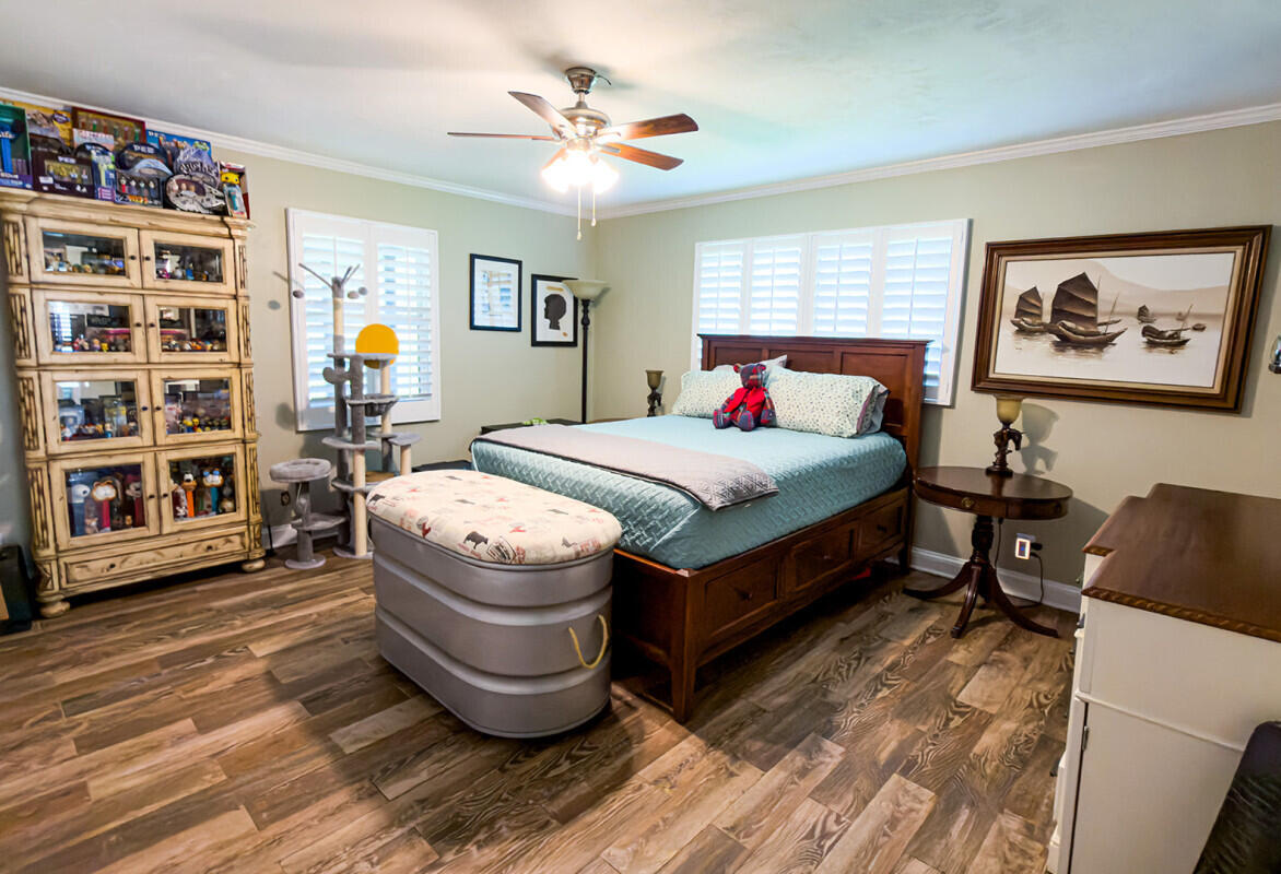 FOX TRAIL - Residential