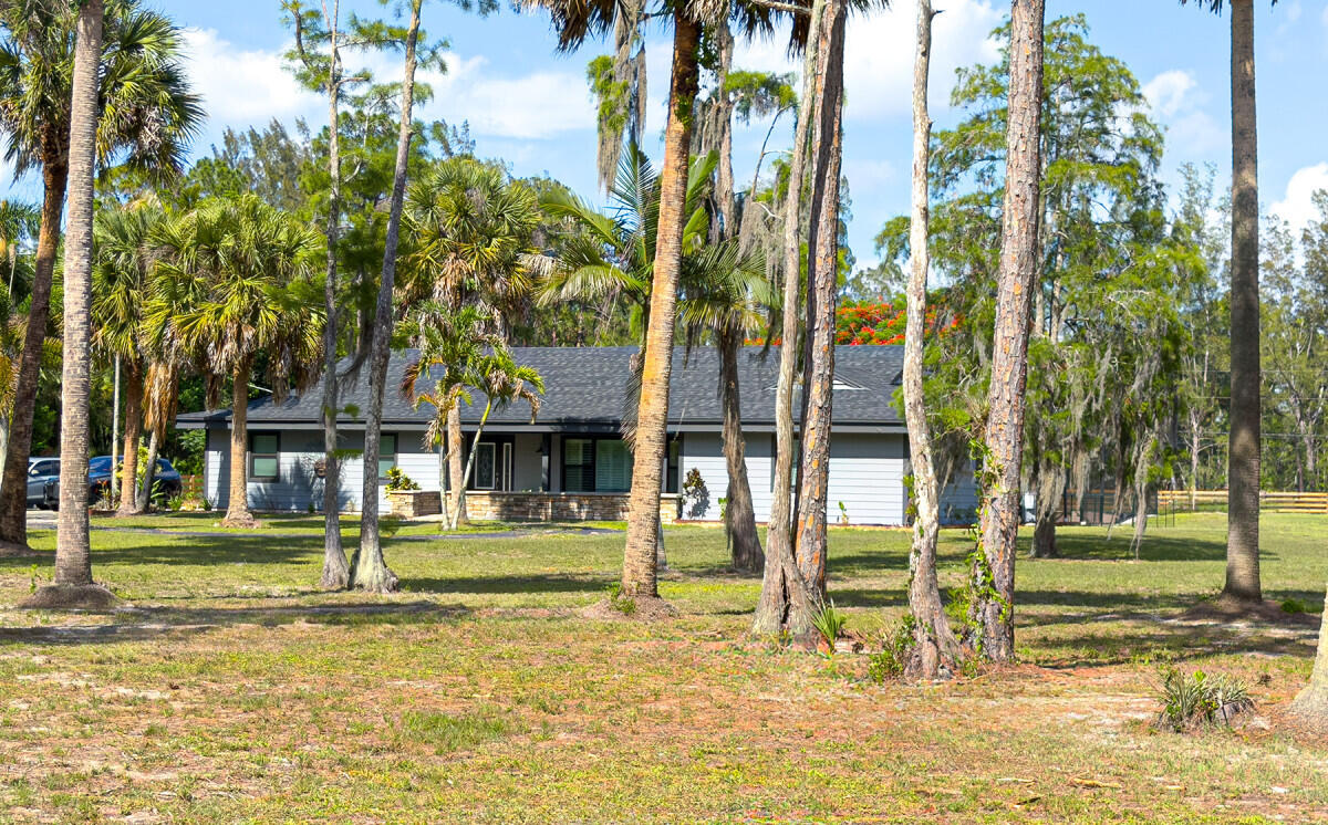 FOX TRAIL - Residential