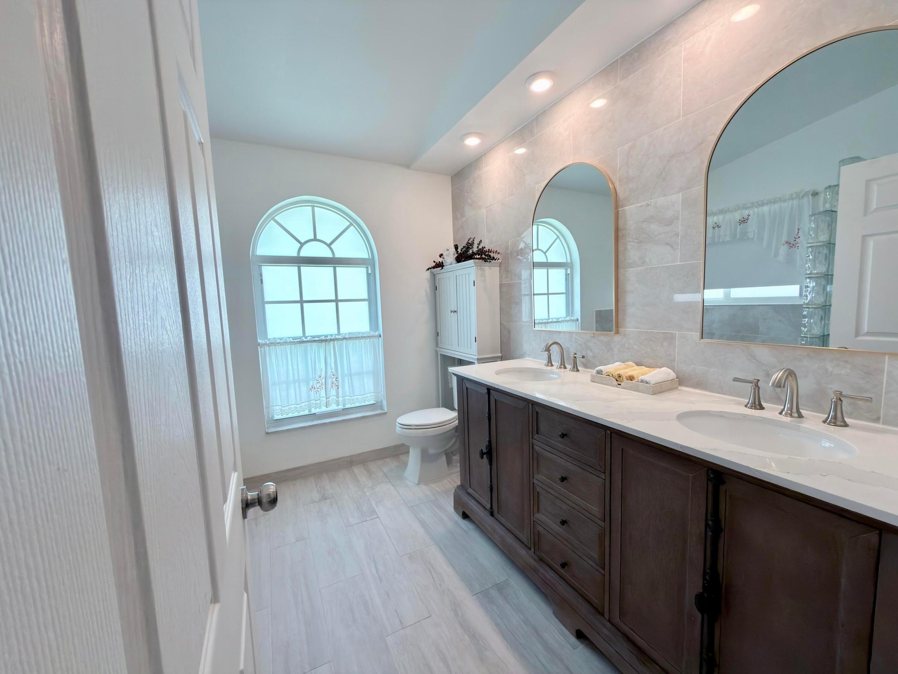 BONAVENTURE LAKES ADD 2 - Residential