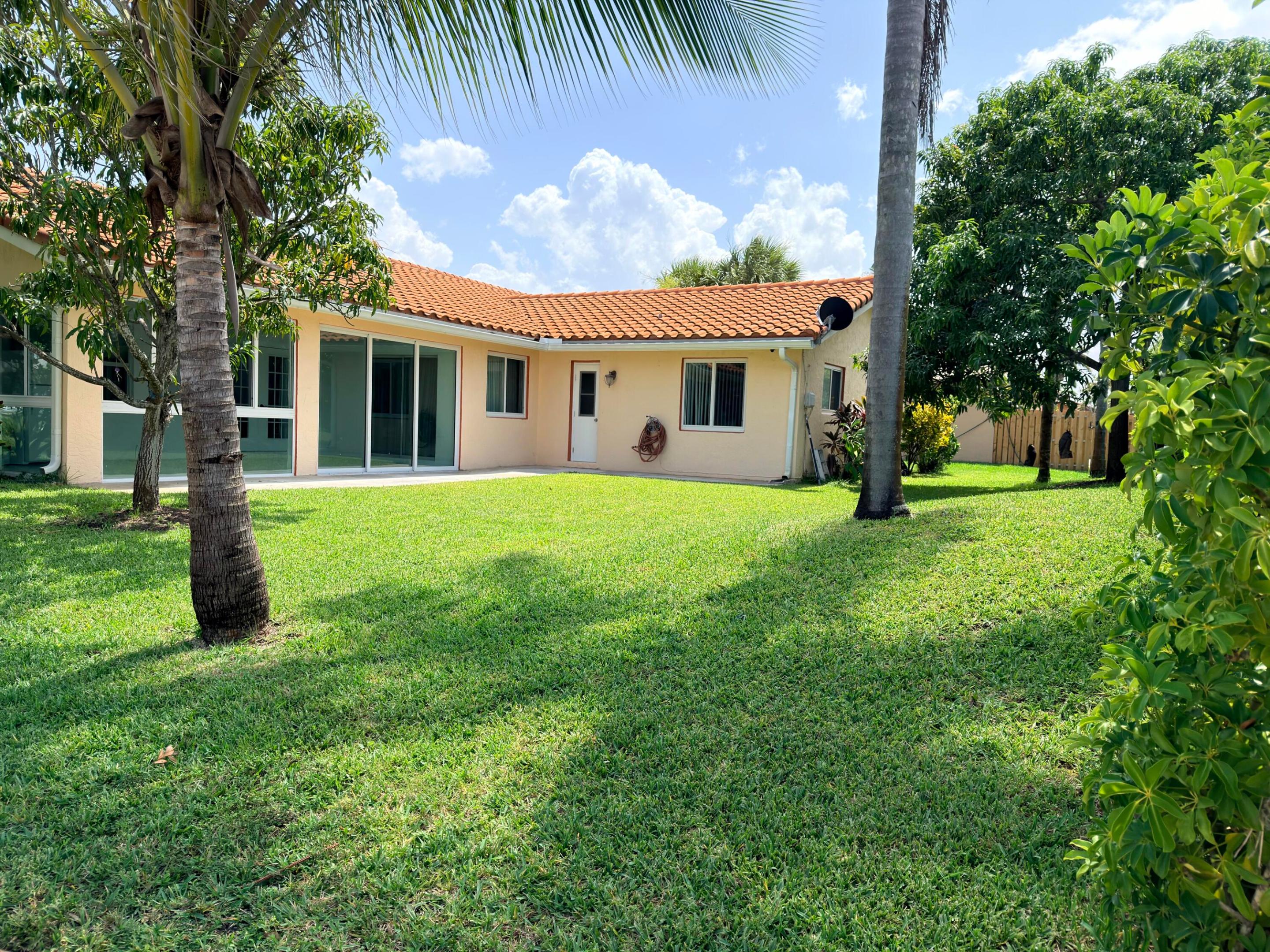 BONAVENTURE LAKES ADD 2 - Residential