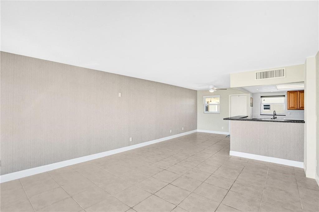 WATERFORD POINT CONDO - Residential