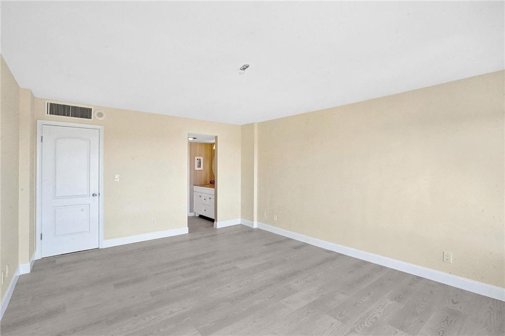 WATERFORD POINT CONDO - Residential