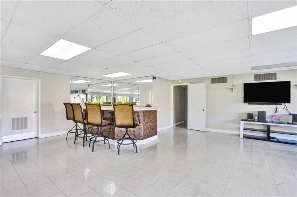 WATERFORD POINT CONDO - Residential