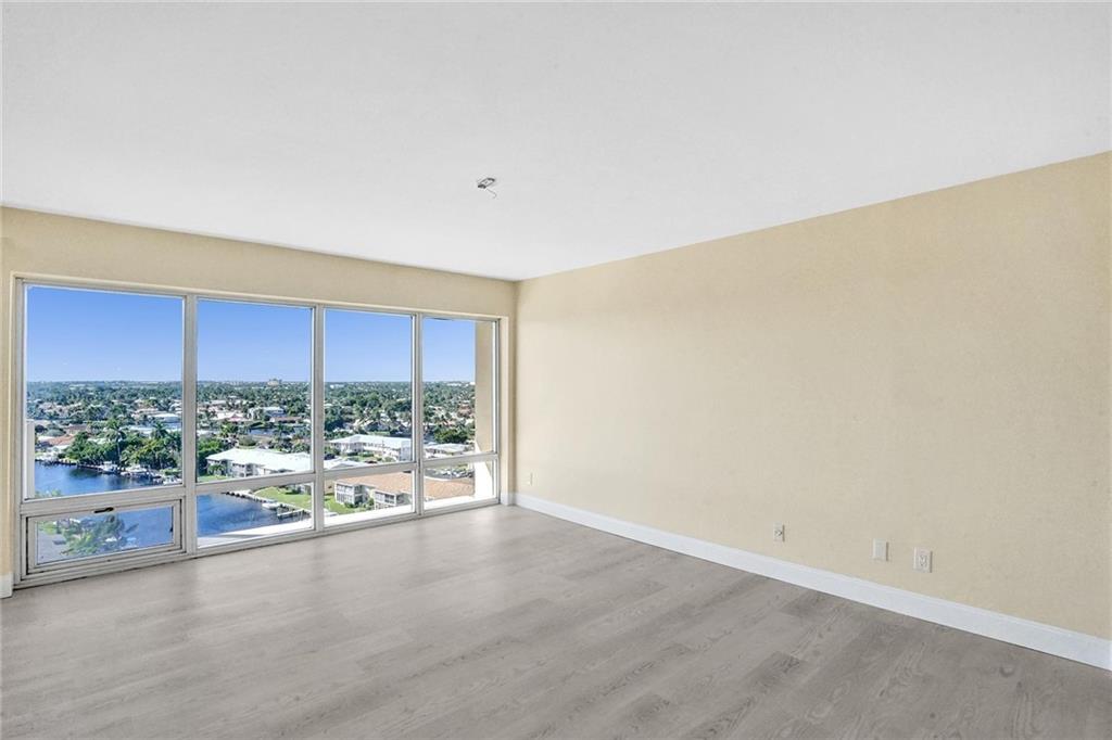 WATERFORD POINT CONDO - Residential